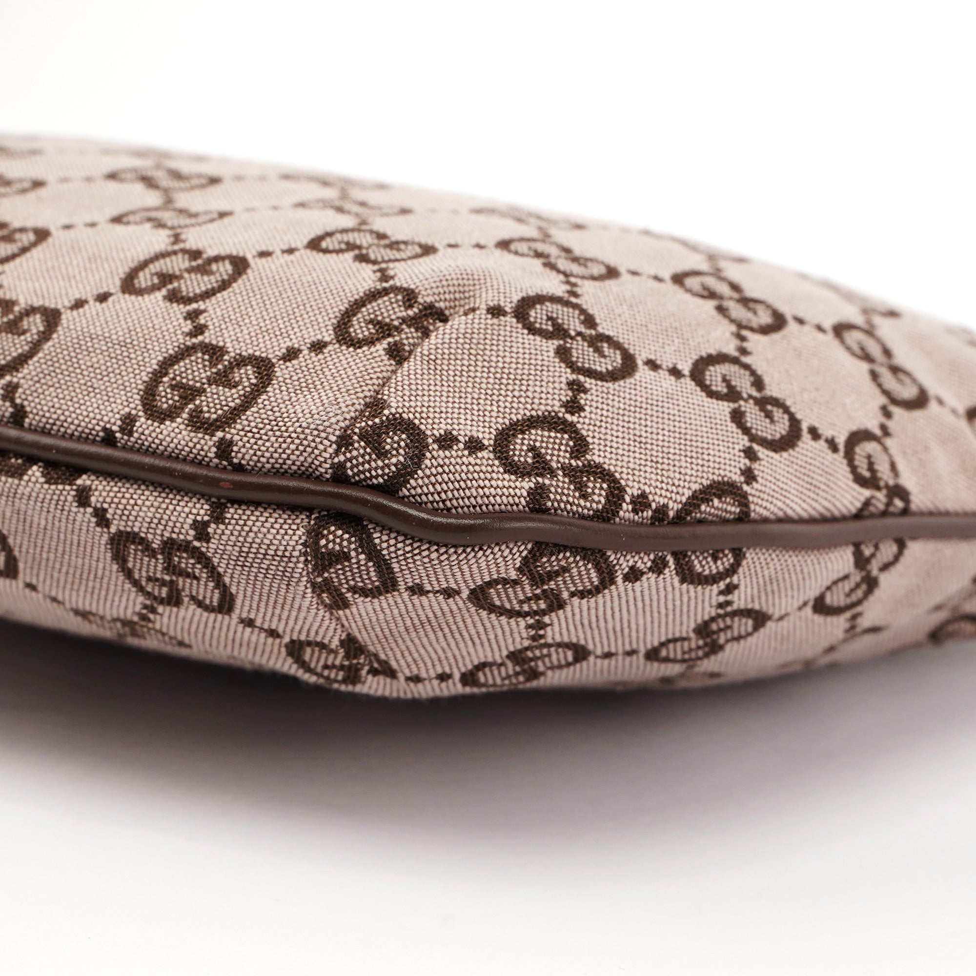 005 0813 Beige Brown GG Shoulder Bag