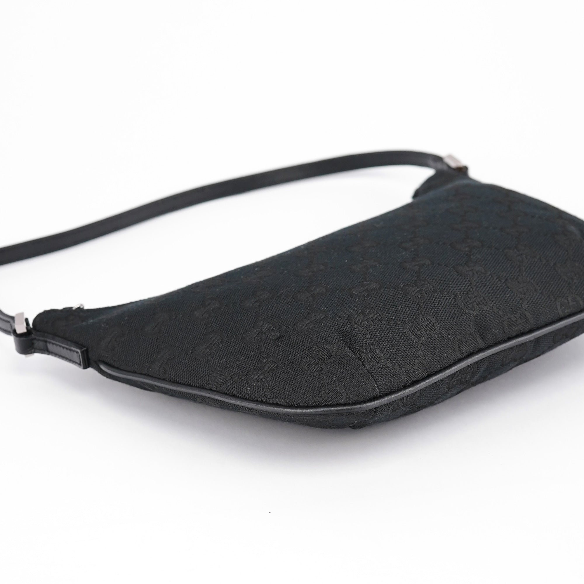 005 0813 Black GG Shoulder Bag