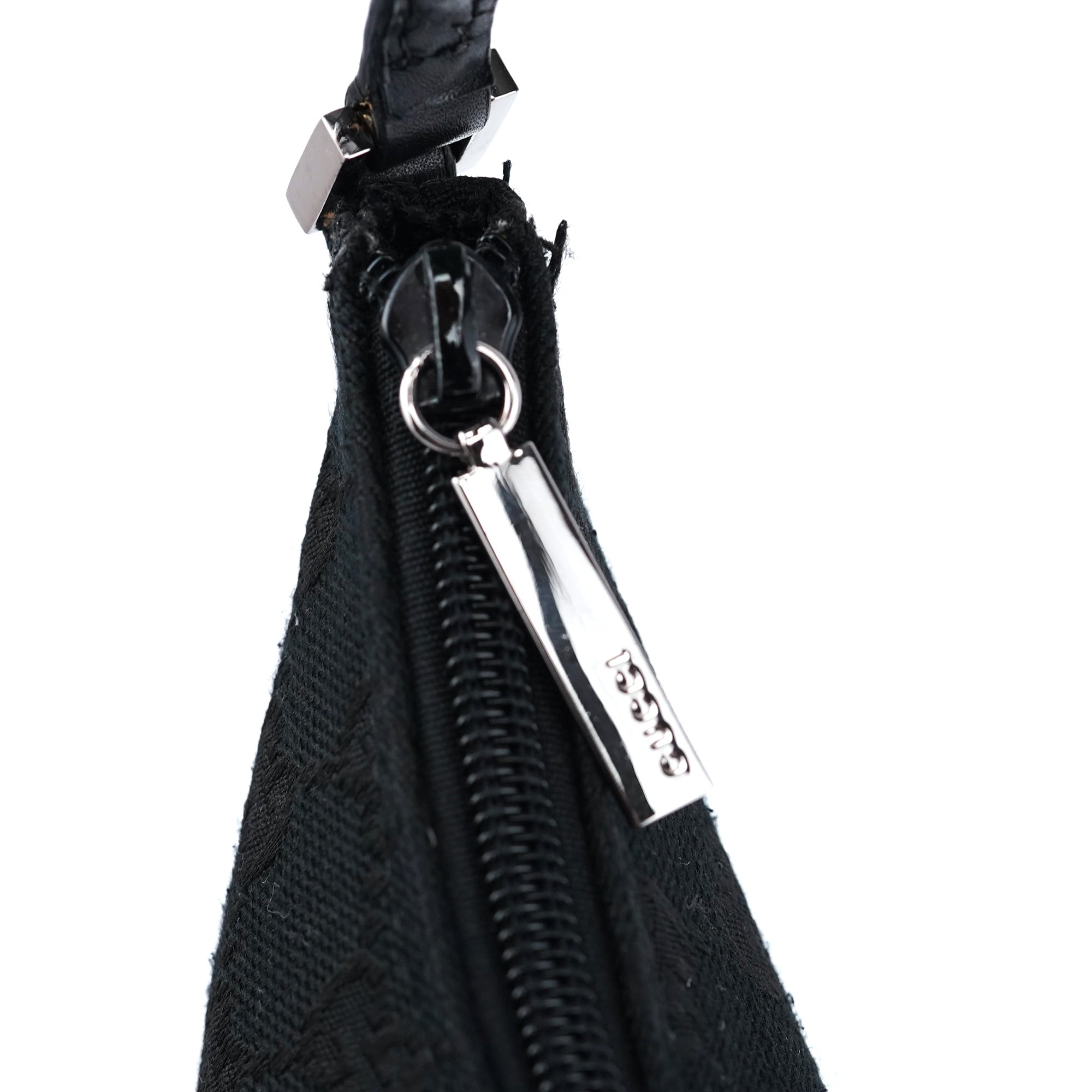 005 0813 Black GG Shoulder Bag