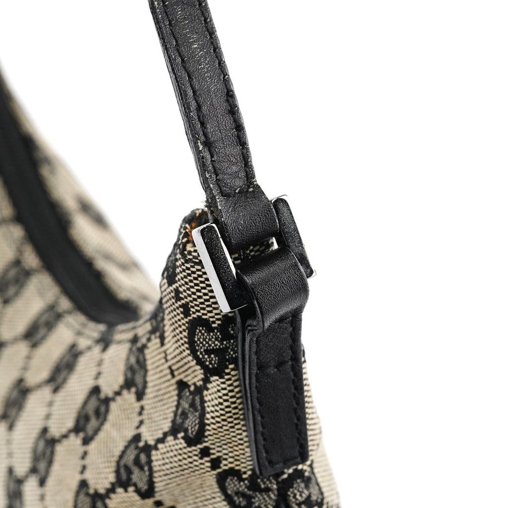 005 0813 Grey GG Shoulder Bag