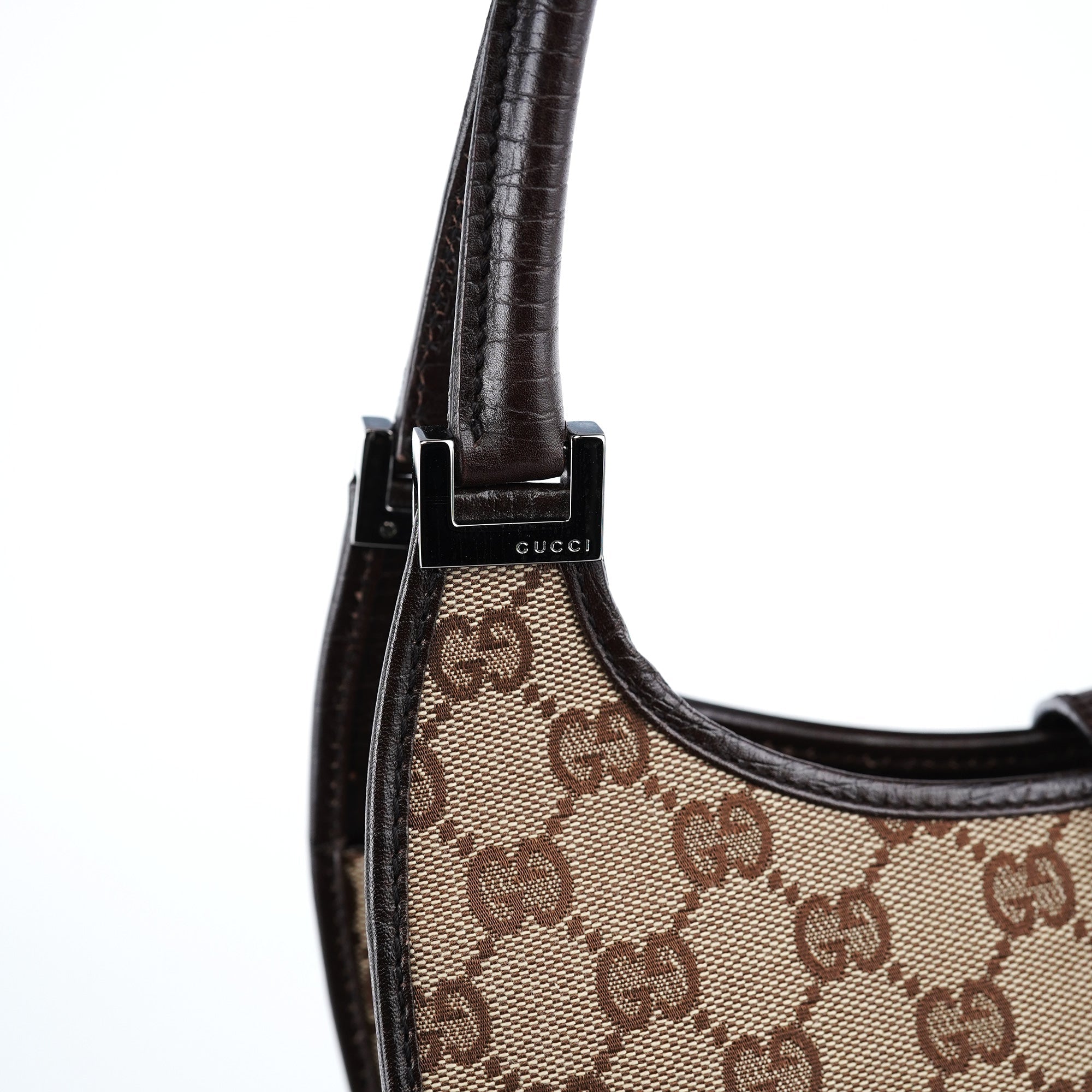 01721 Beige GG Jackie Shoulder Bag