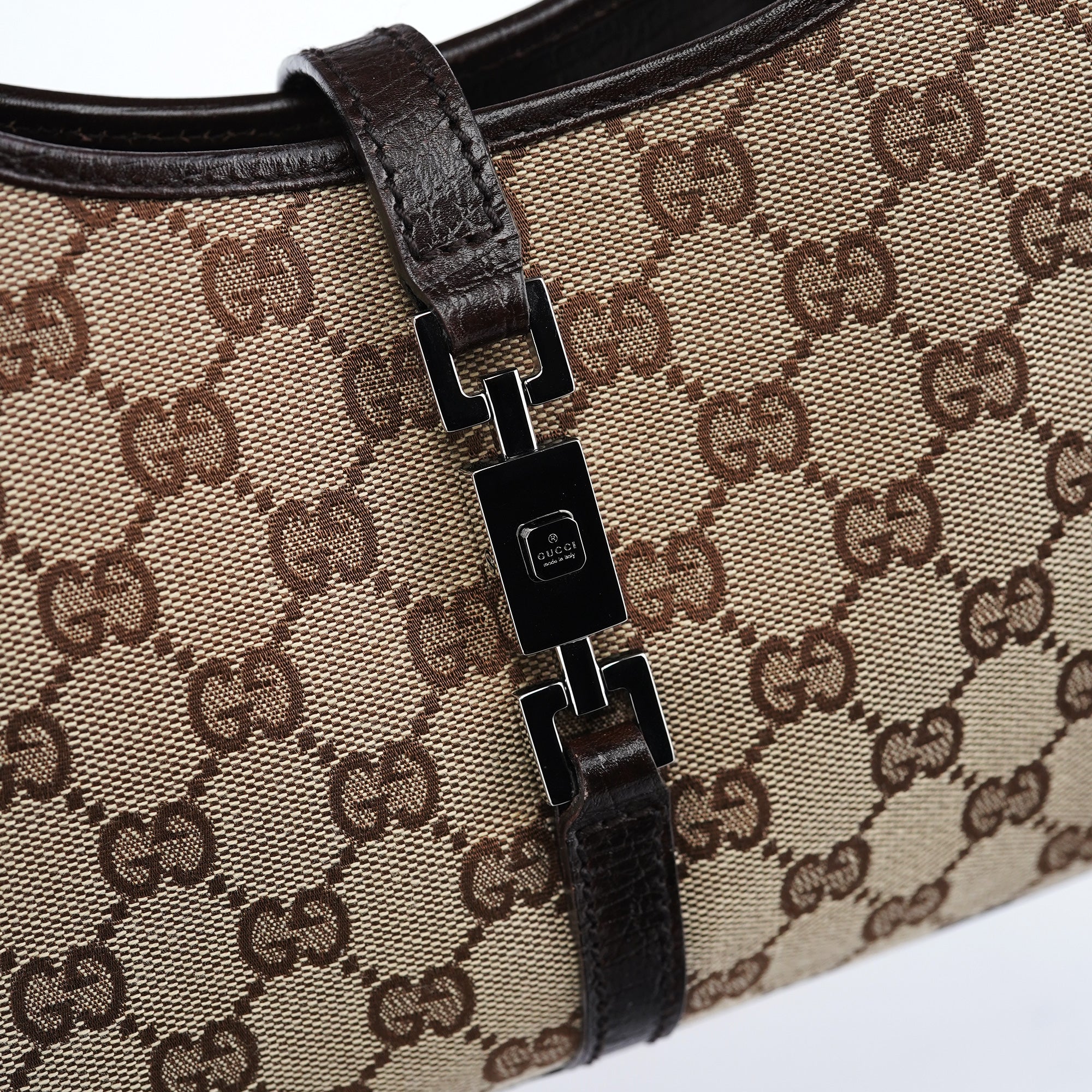 01721 Beige GG Jackie Shoulder Bag