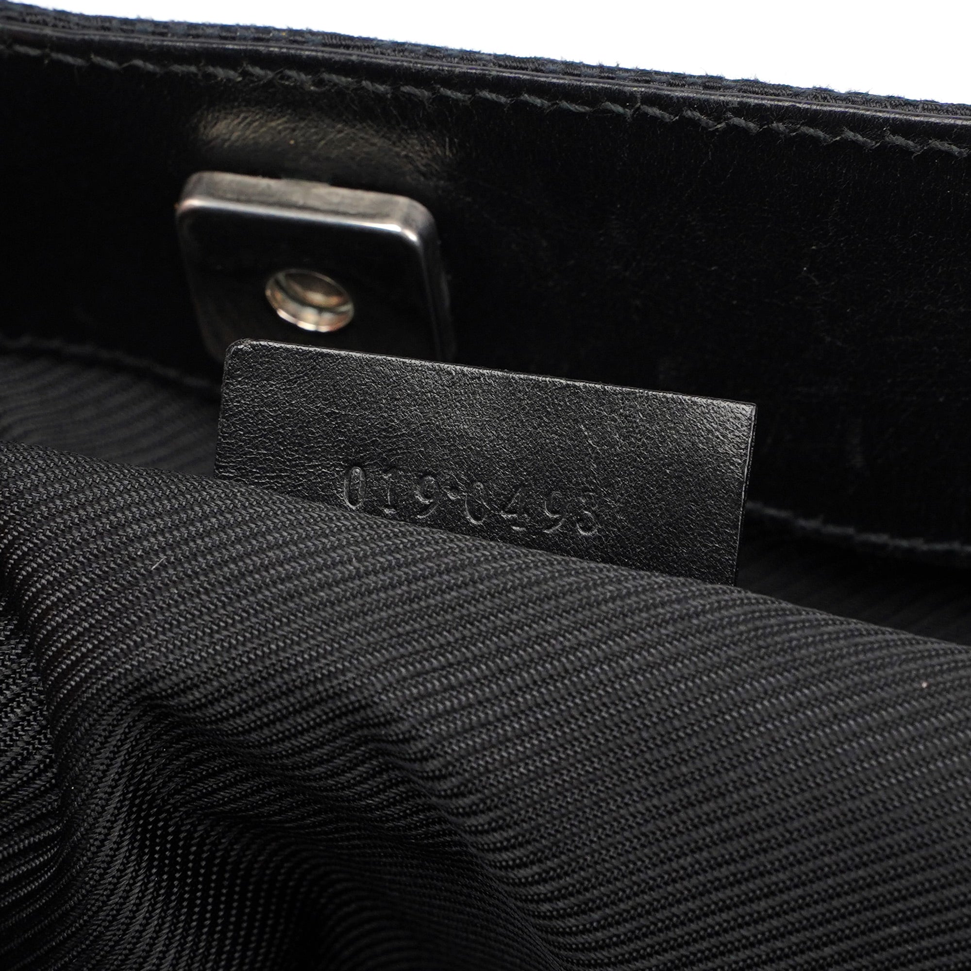 019 0498 Black GG Drawstring Tote Bag