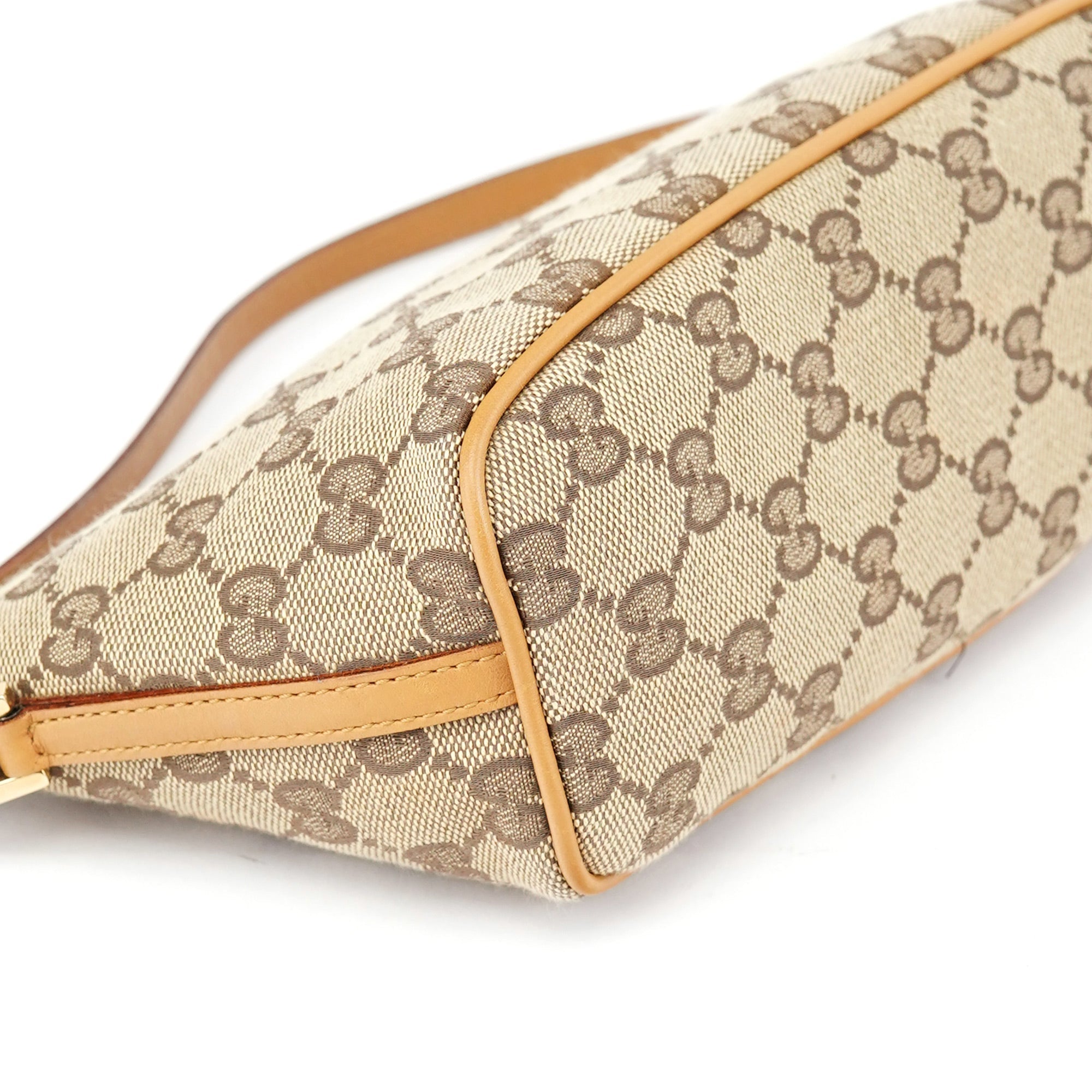 039 1103 Beige GG Boat Pochette
