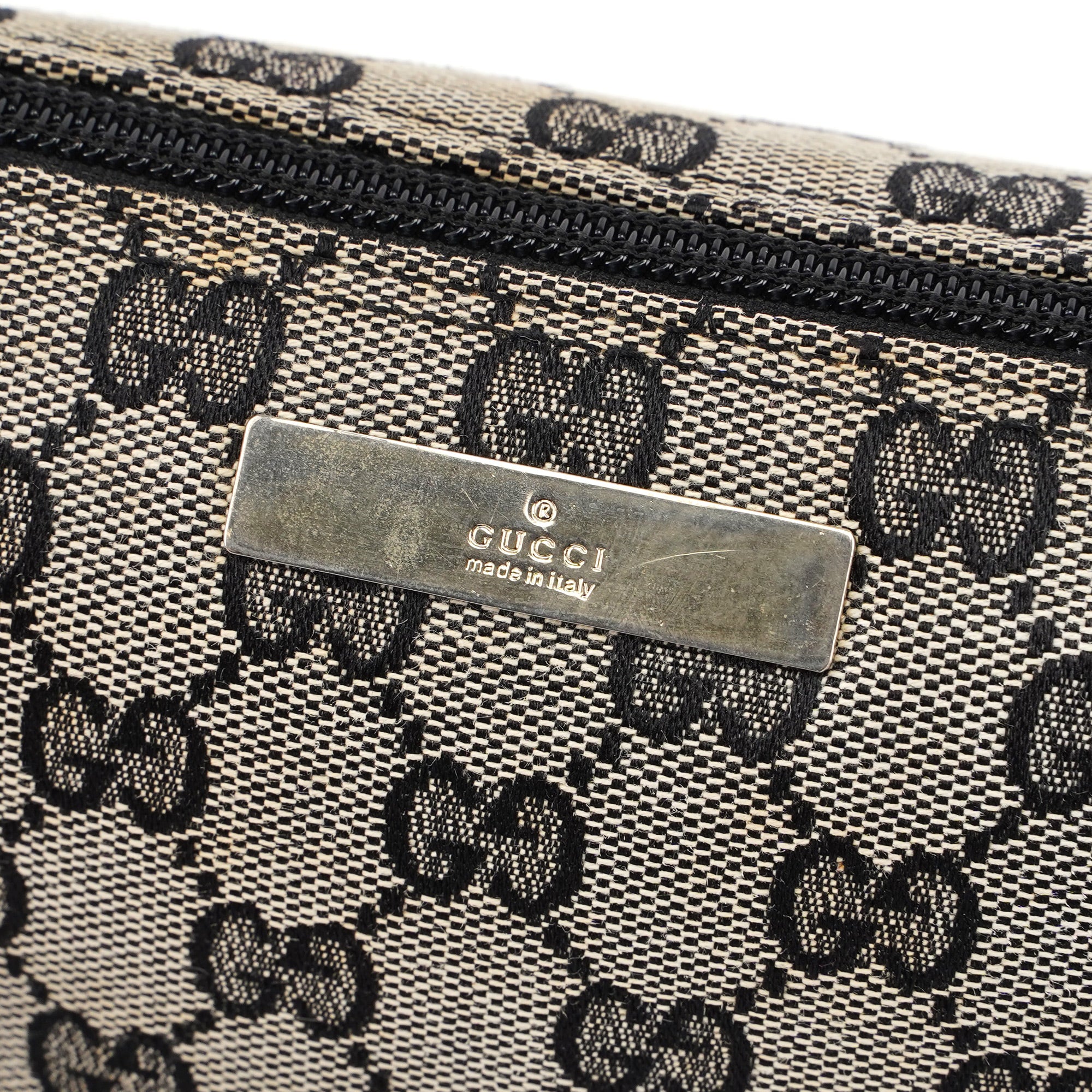 039 1103 Beige GG Boat Pochette