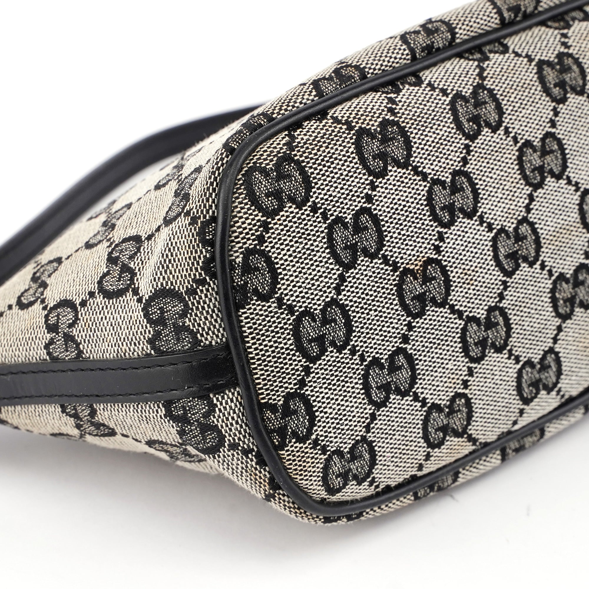 039 1103 Beige GG Boat Pochette