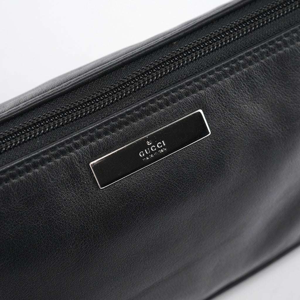 039 1103 Black Calfskin Boat Pochette