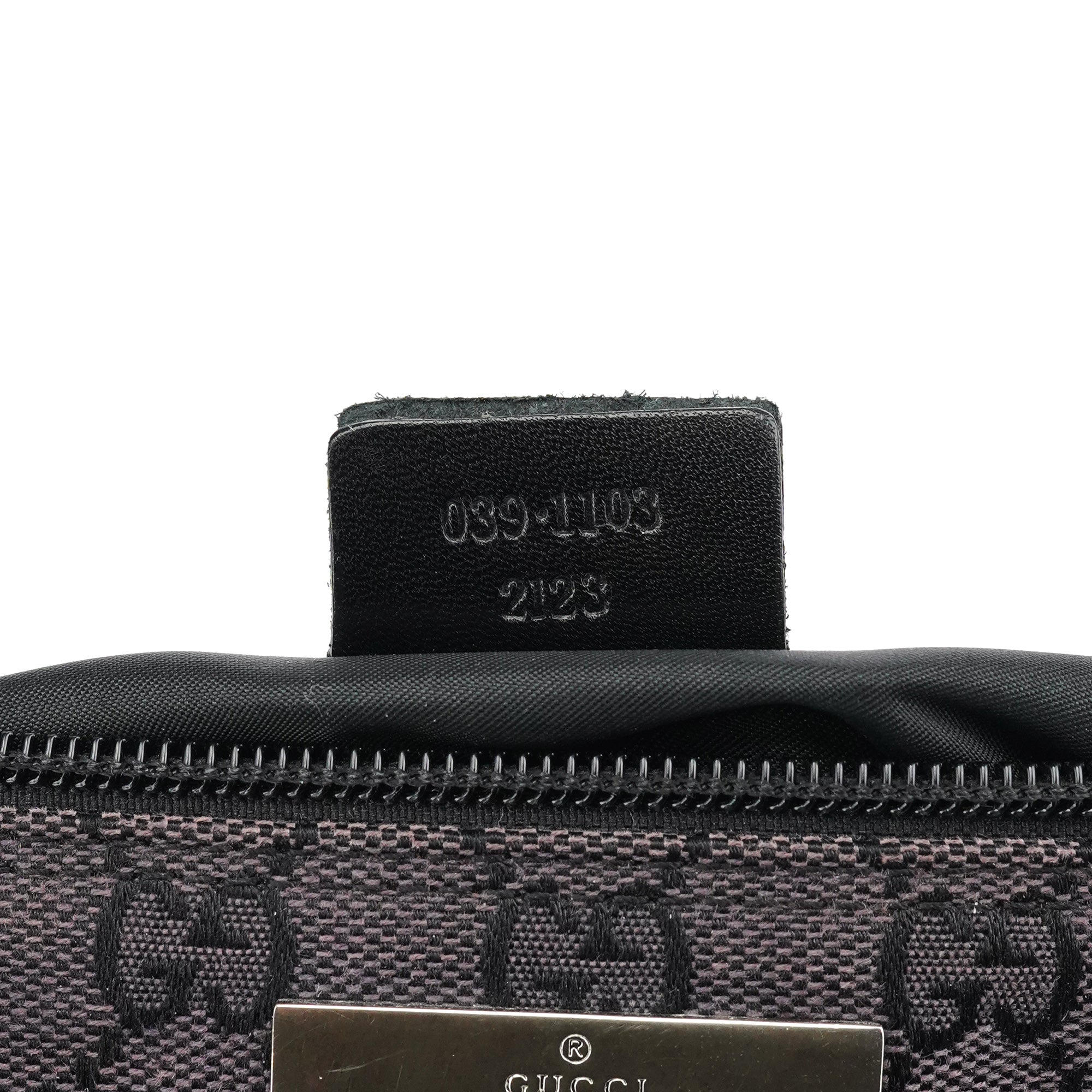 039 1103 Black GG Boat Pochette
