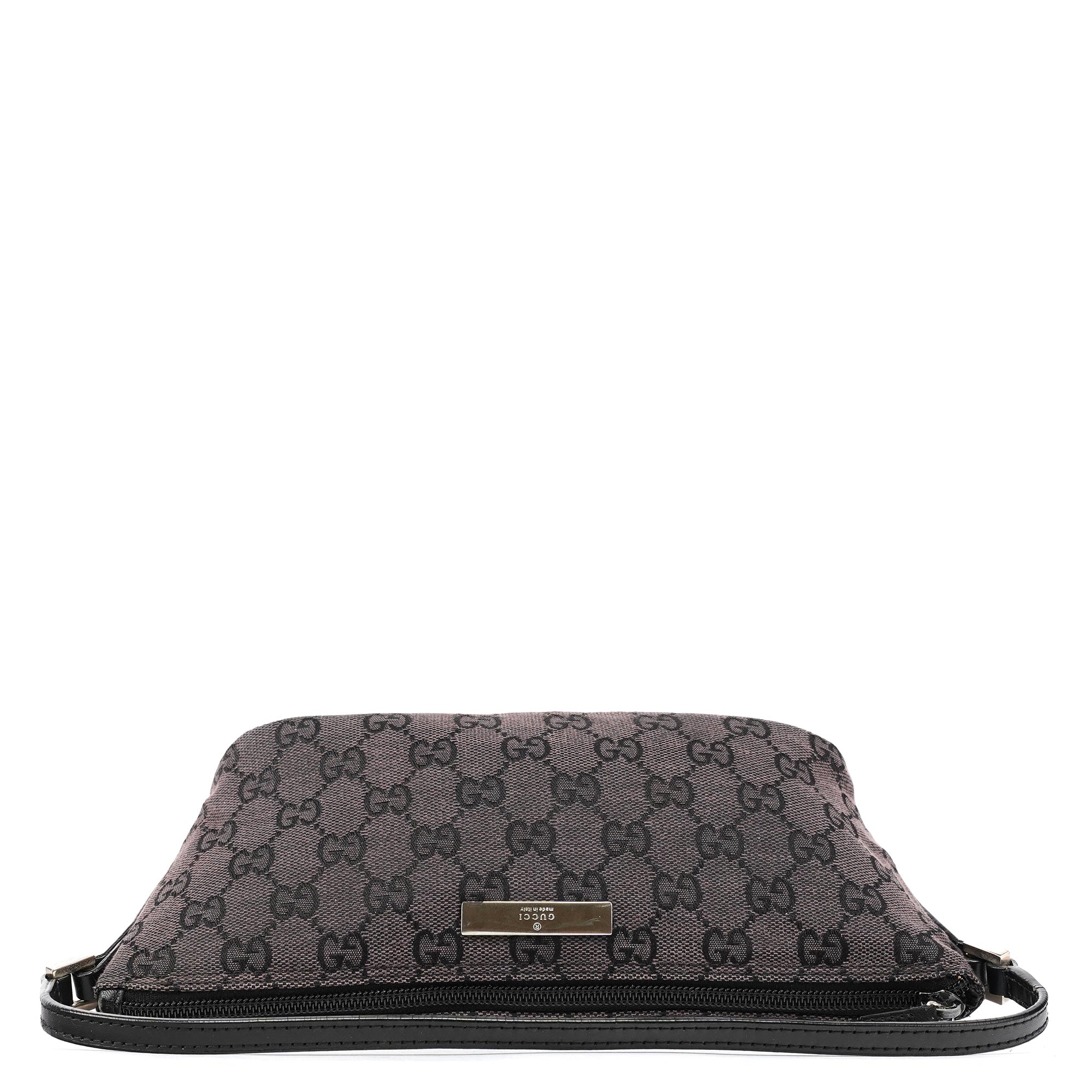 039 1103 Black GG Boat Pochette
