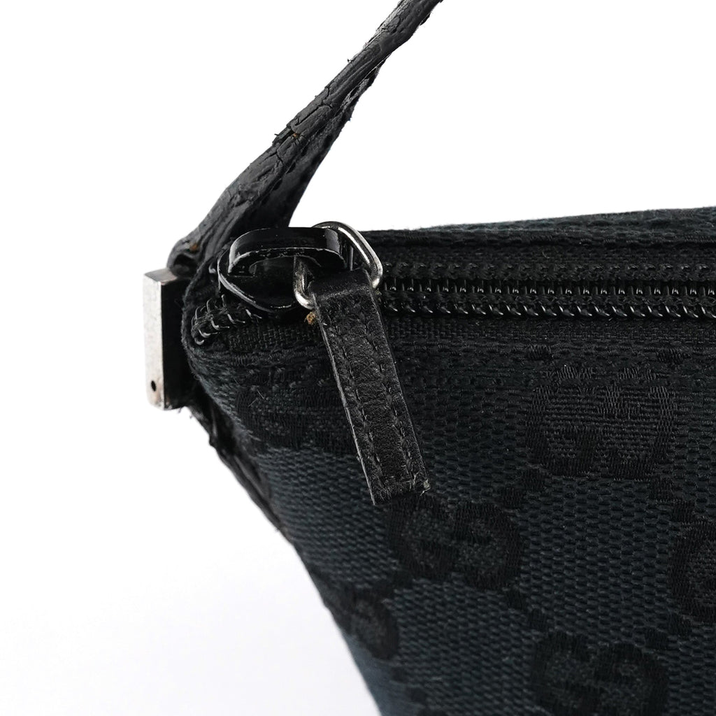 039 1103 Black GG Boat Pochette