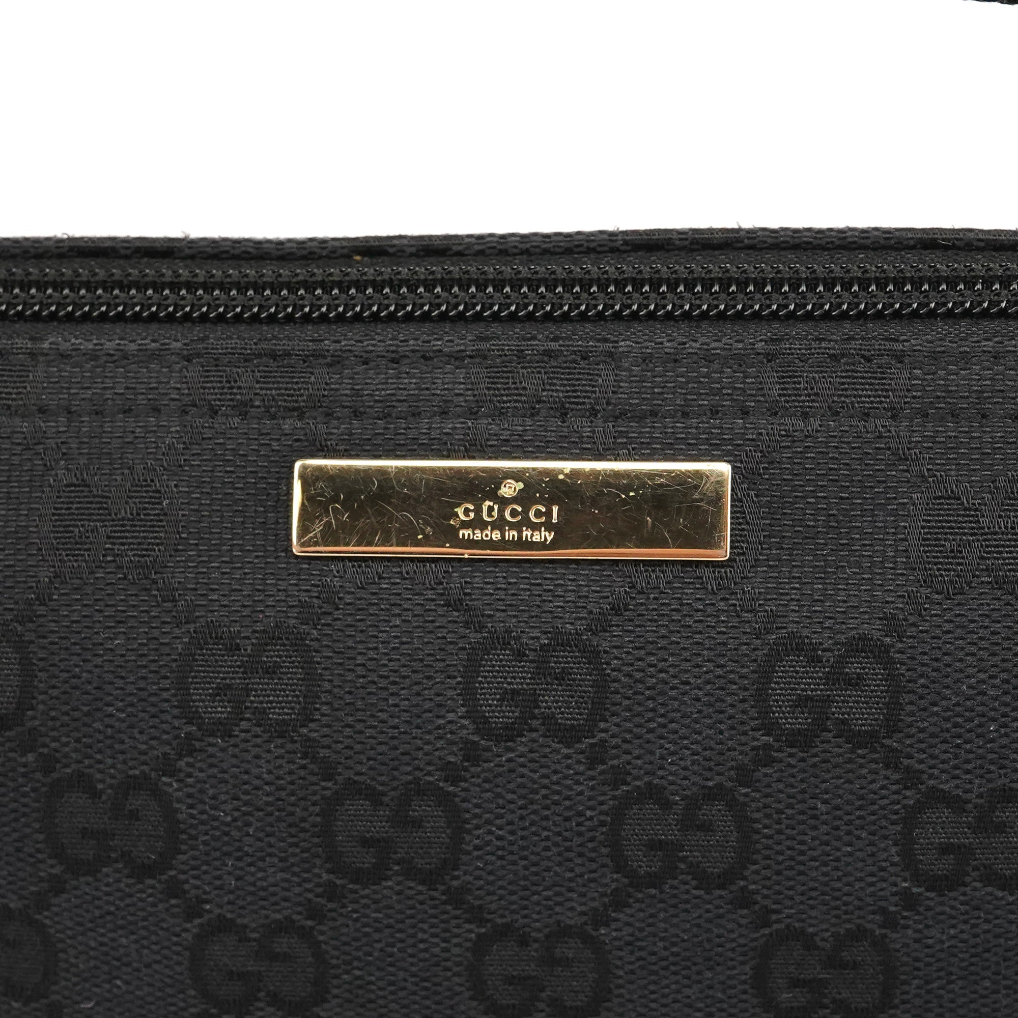 039 1103 Black GG Boat Pochette