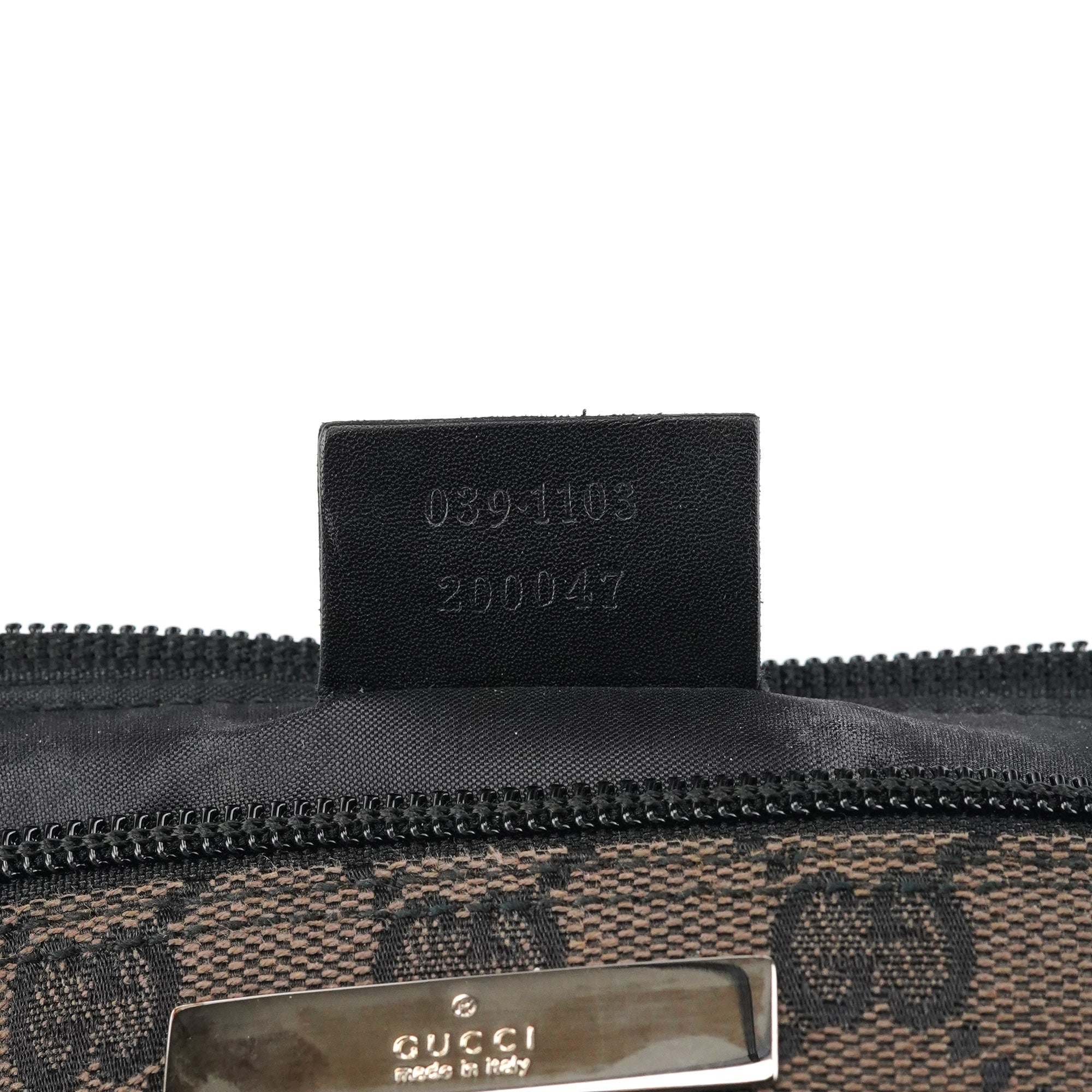 039 1103 Brown GG Boat Pochette