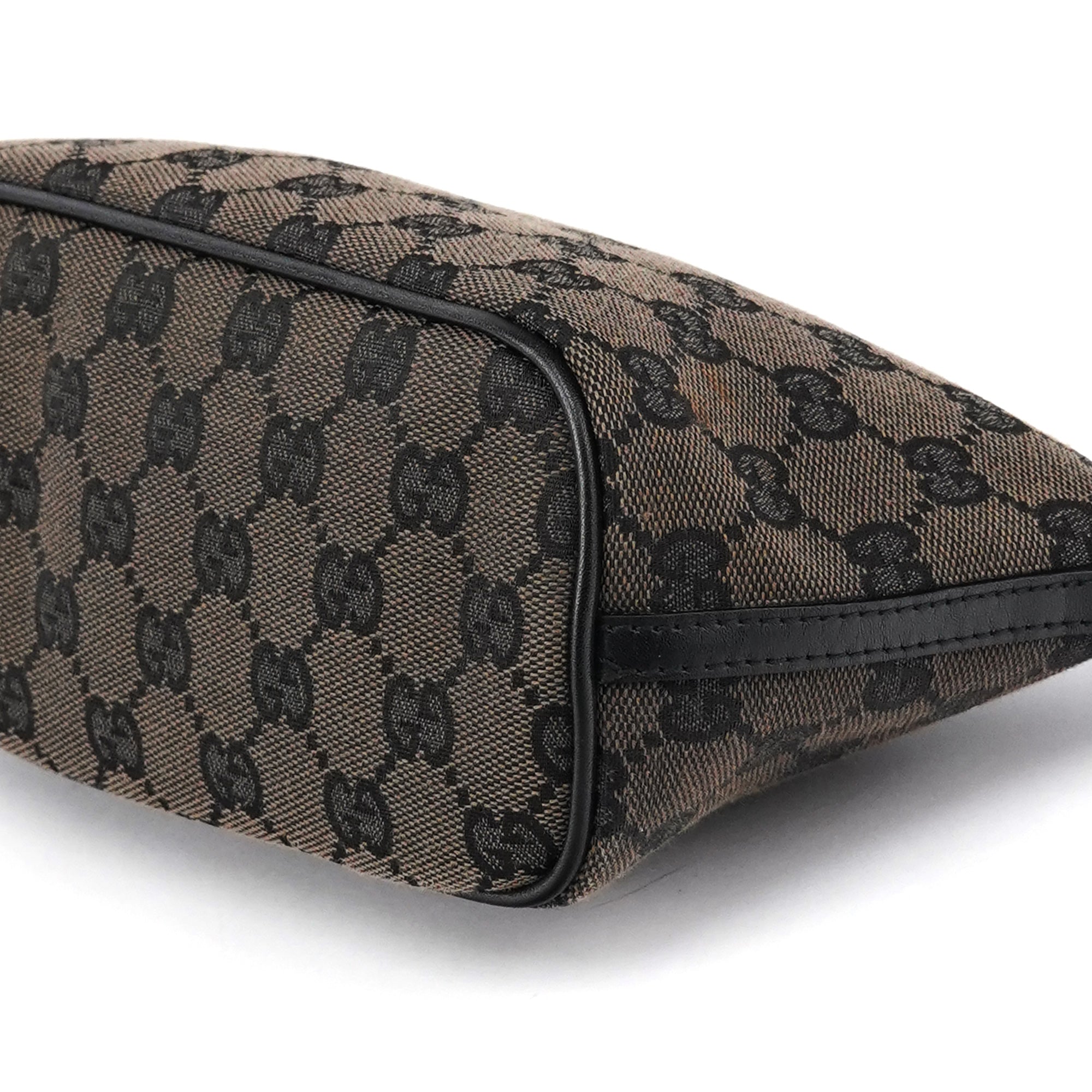 039 1103 Brown GG Boat Pochette