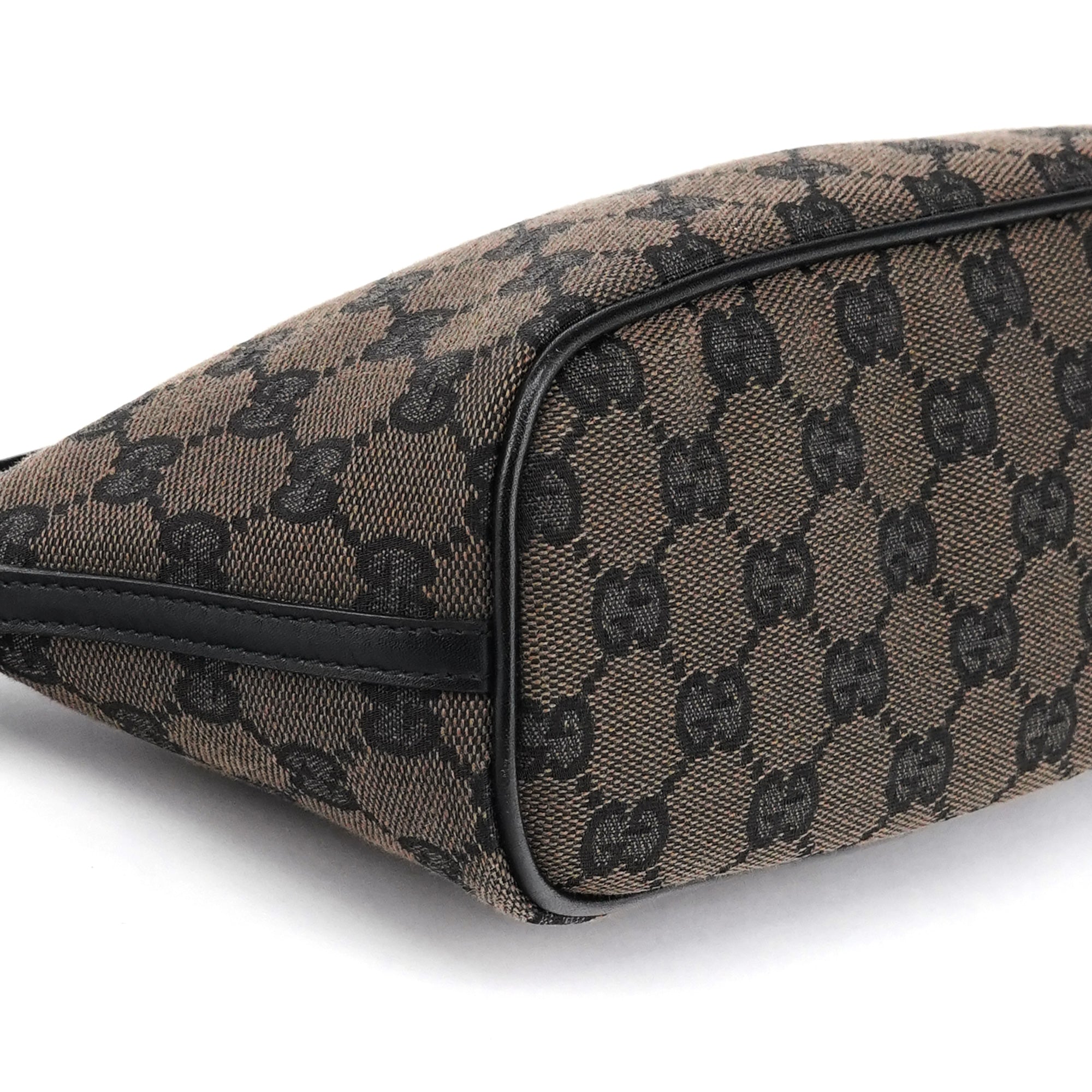 039 1103 Brown GG Boat Pochette