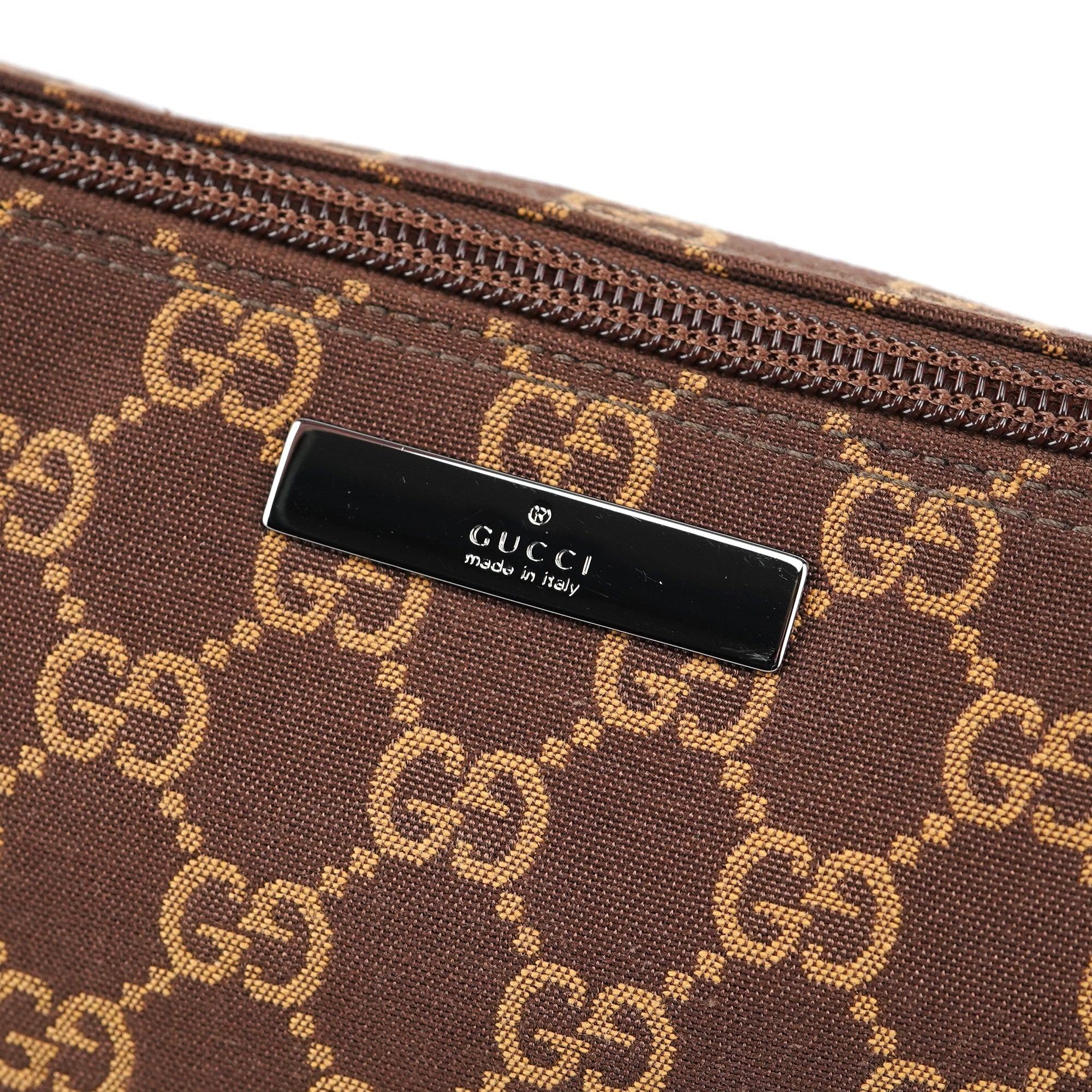 039 1103 Brown GG Boat Pochette