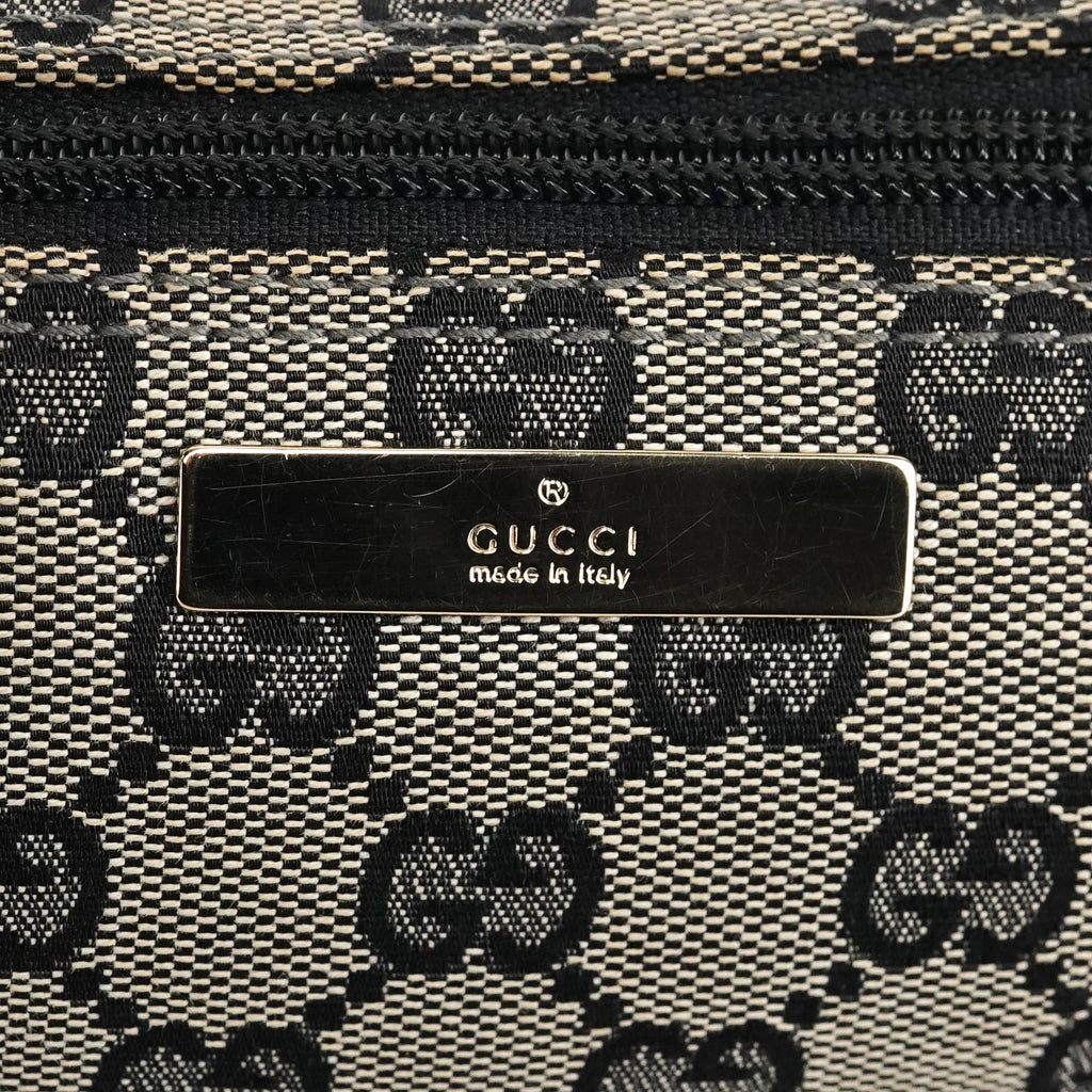 039 1103 Grey Black GG Boat Pochette