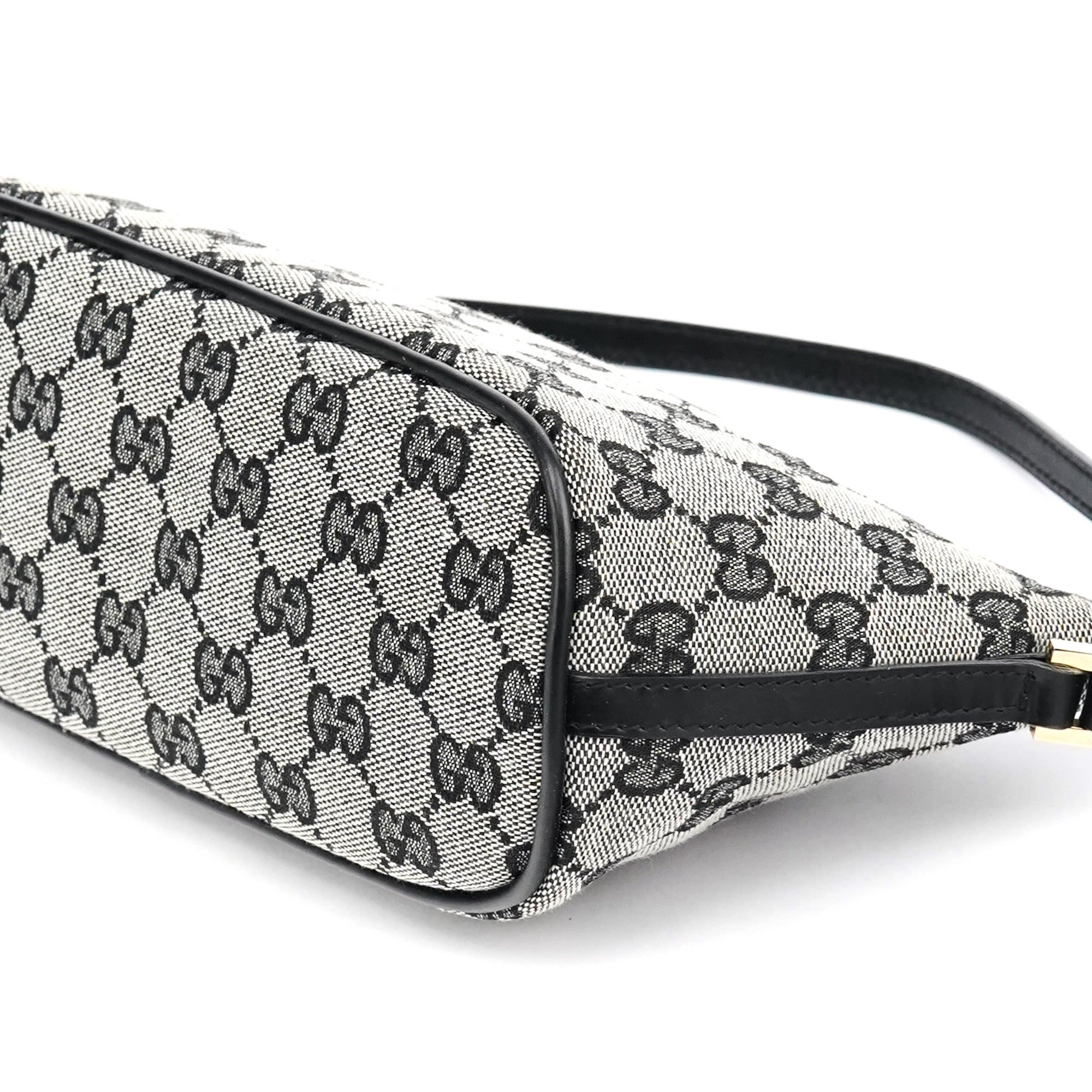 039 1103 Grey Black GG Boat Pochette