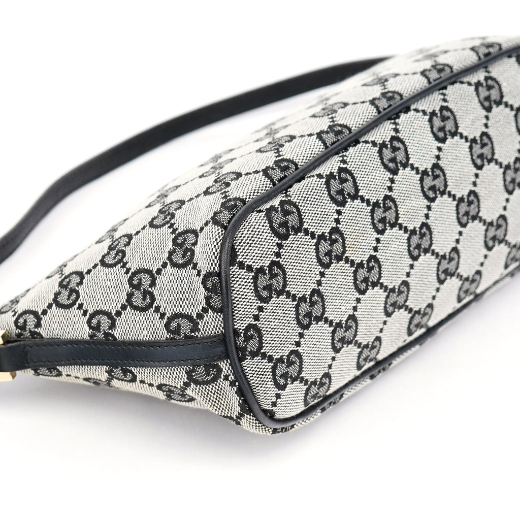 039 1103 Grey GG Boat Pochette