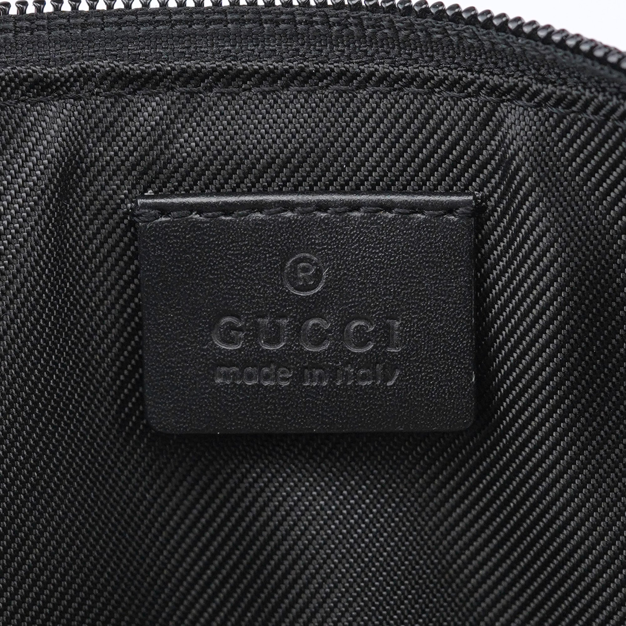039 1103 Grey GG Boat Pochette