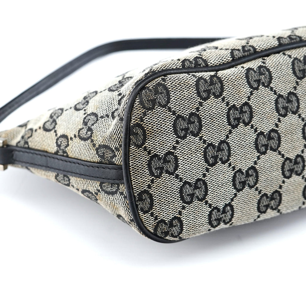 039 1103 Grey GG Boat Pochette
