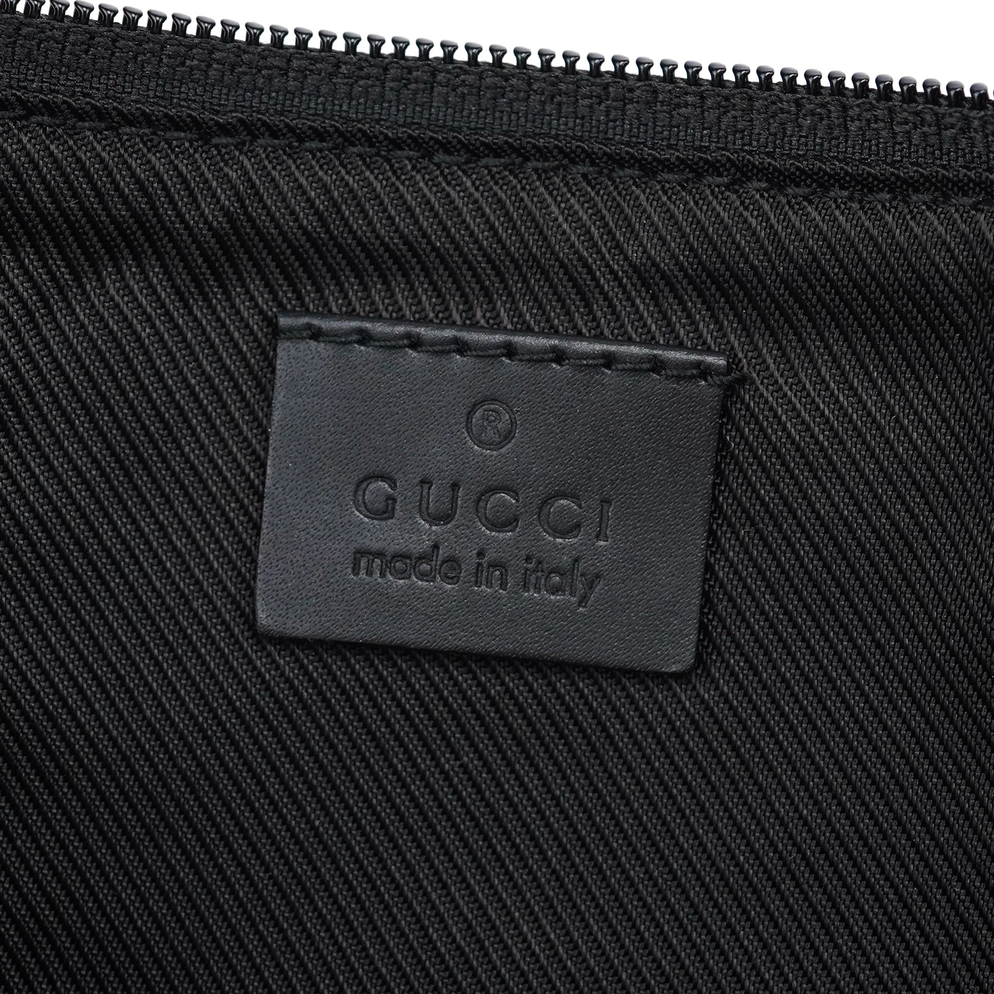 039 1103 Grey GG Boat Pochette