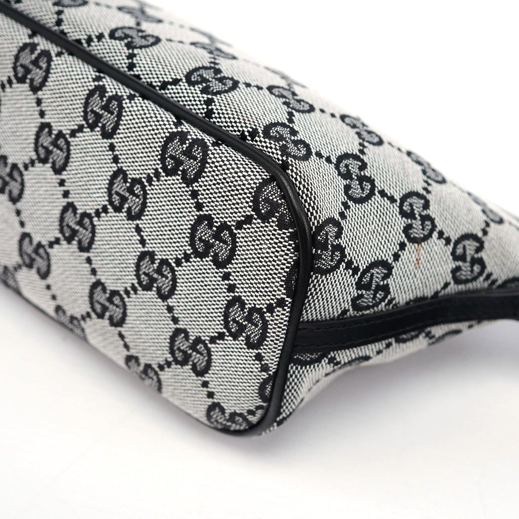 039 1103 Grey GG Boat Pochette