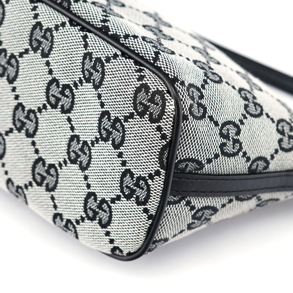039 1103 Grey GG Boat Pochette