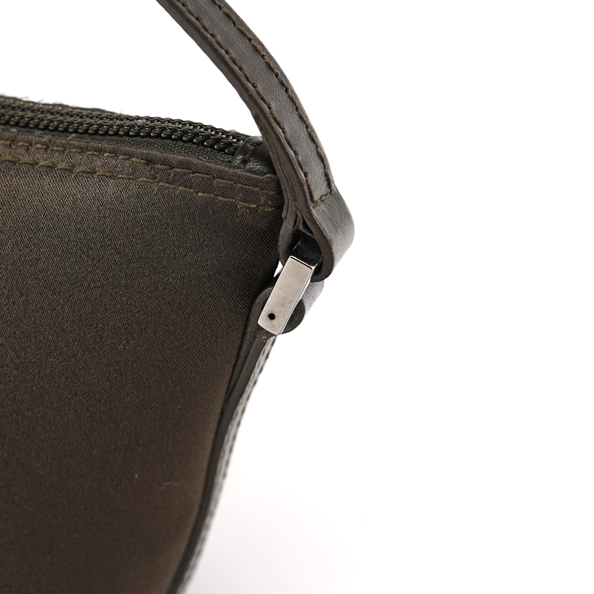 039 1103 Olive Satin Boat Pochette
