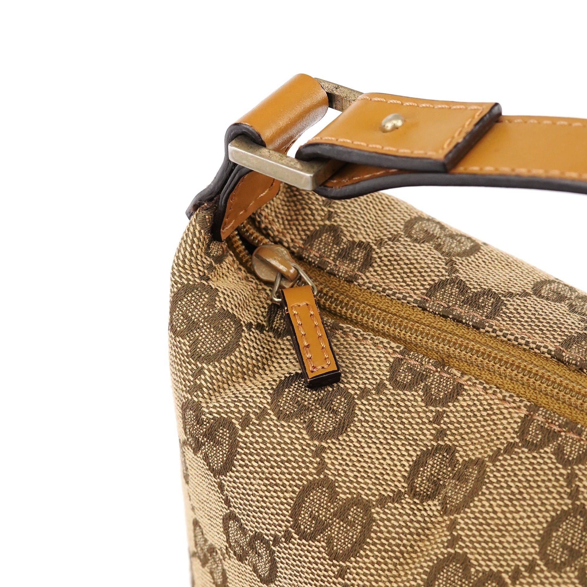 039 1147 Beige GG Handbag