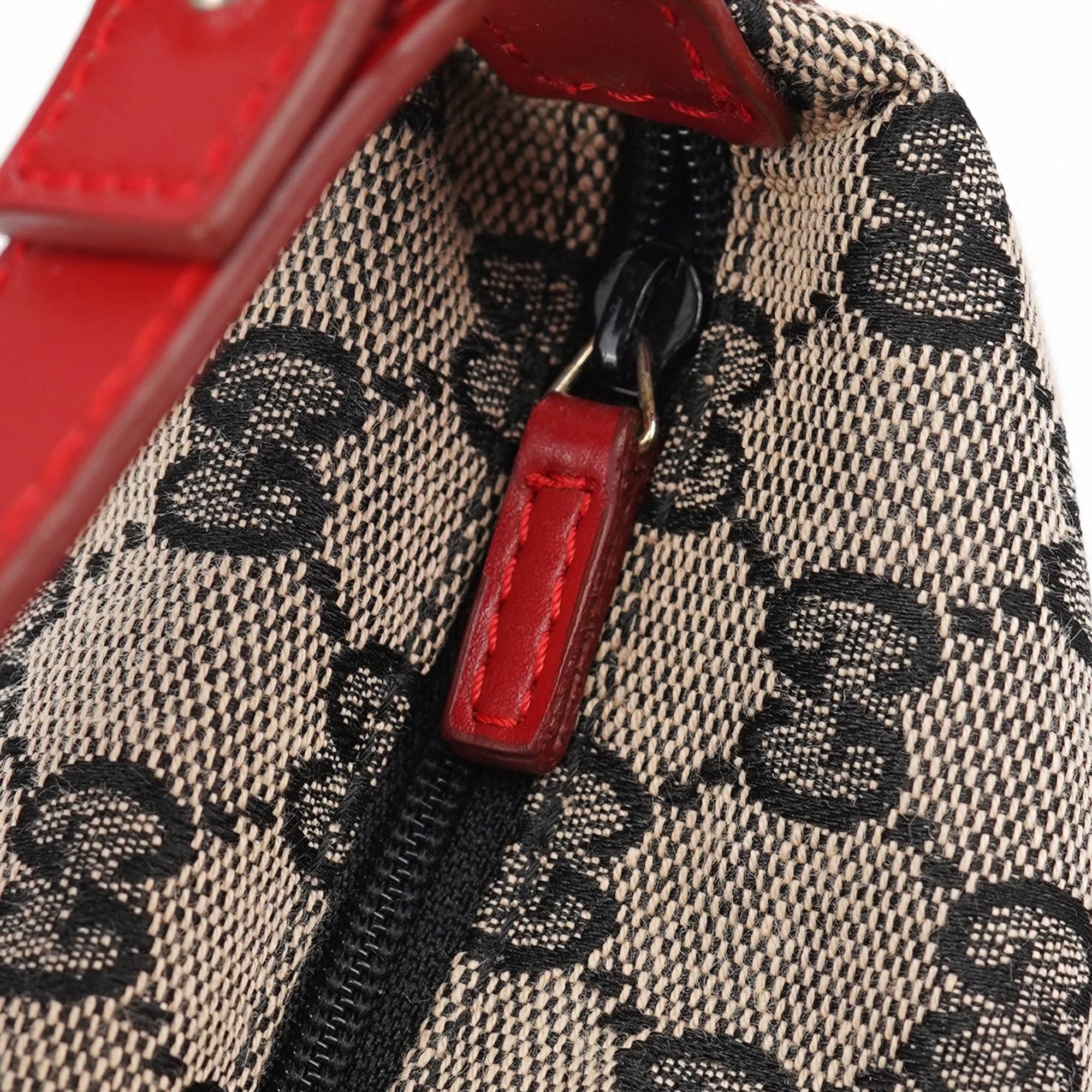 039 1147 Beige Red GG Handbag