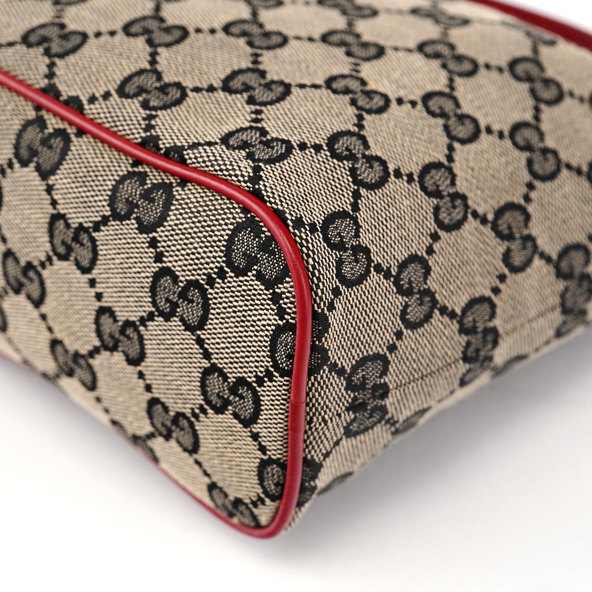 039 1147 Beige Red GG Handbag