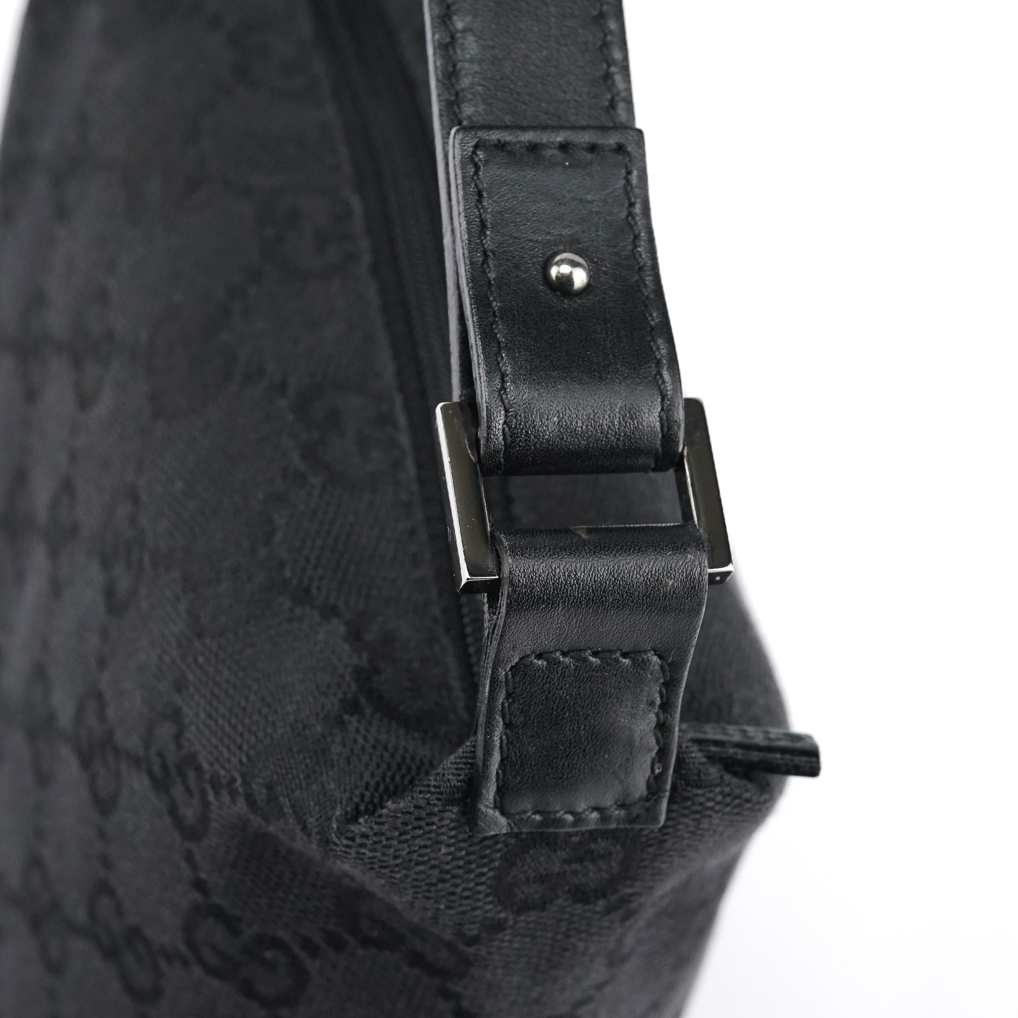 039 1147 Black GG Handbag