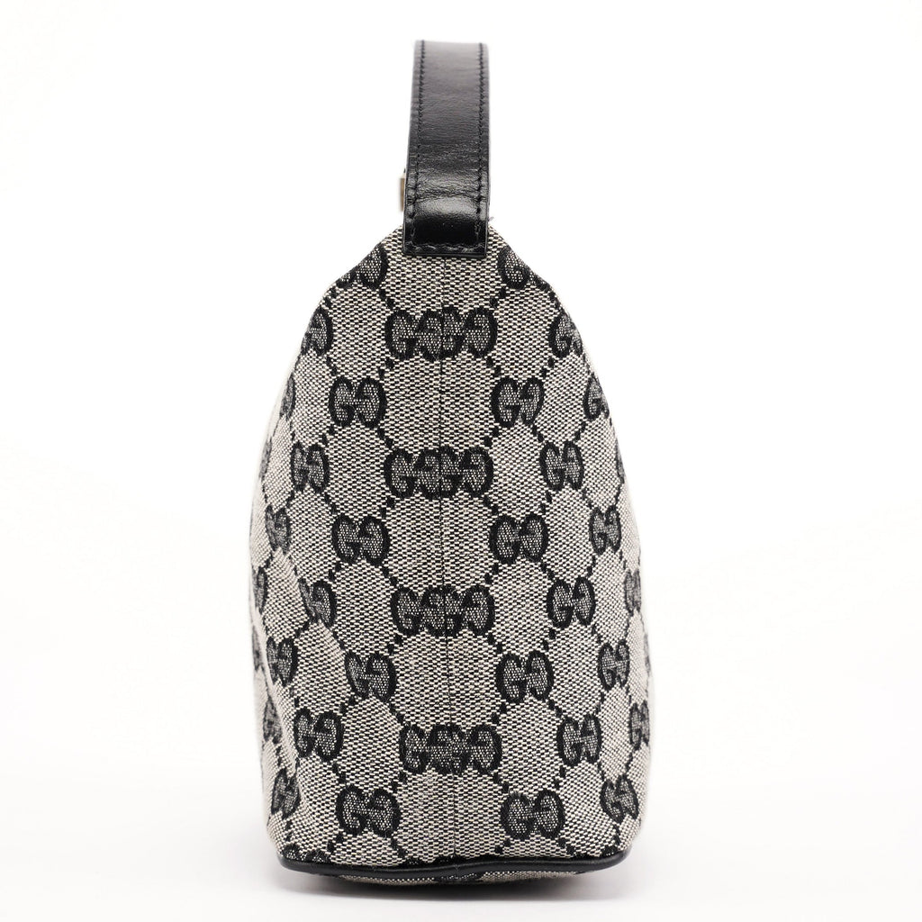 039 1147 Grey GG Handbag