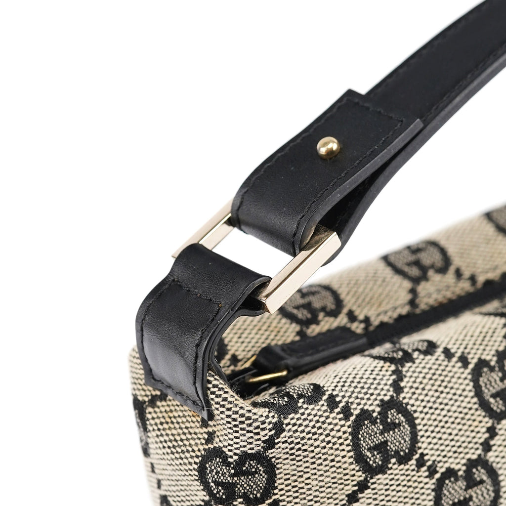 039 1147 Grey GG Handbag