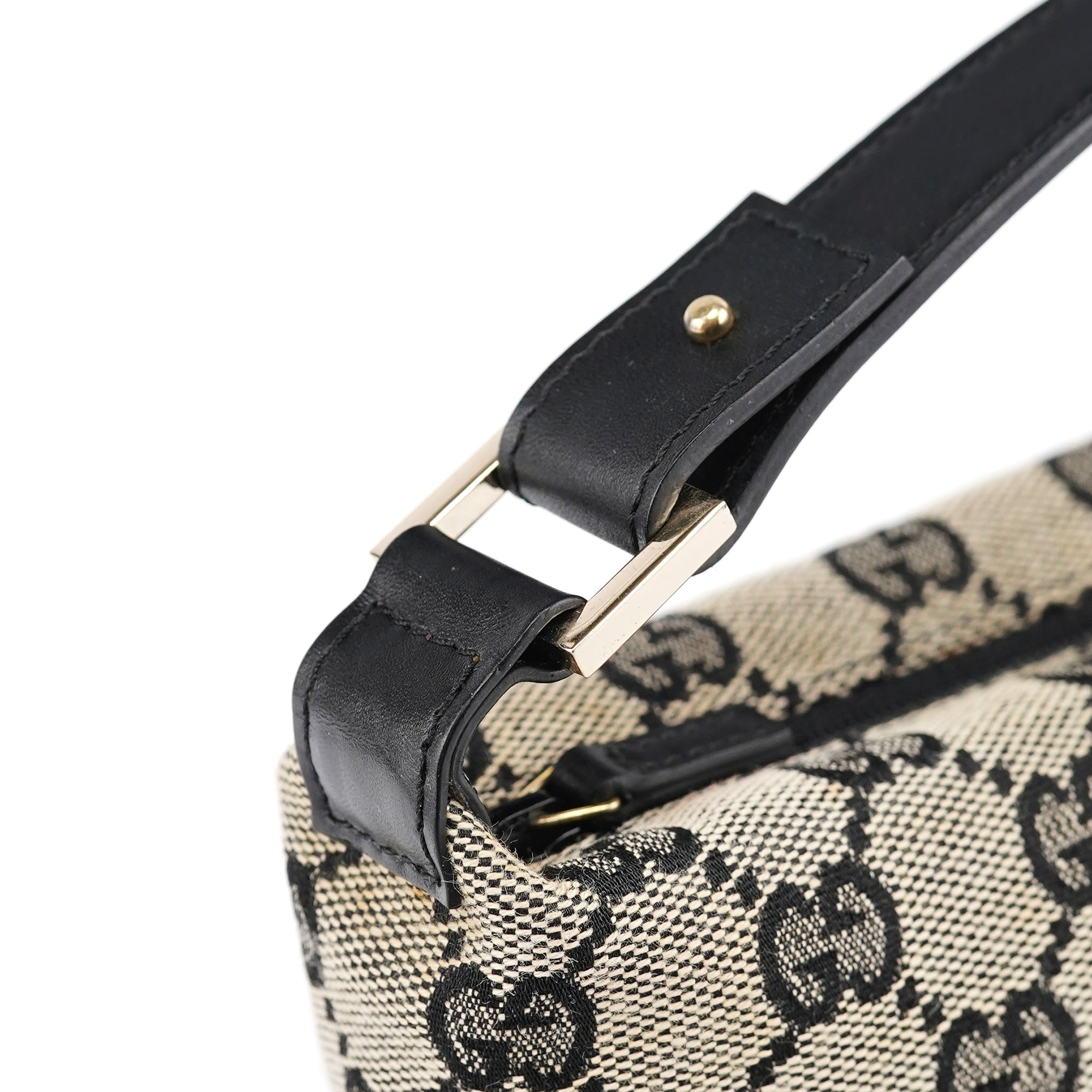 039 1147 Grey GG Handbag