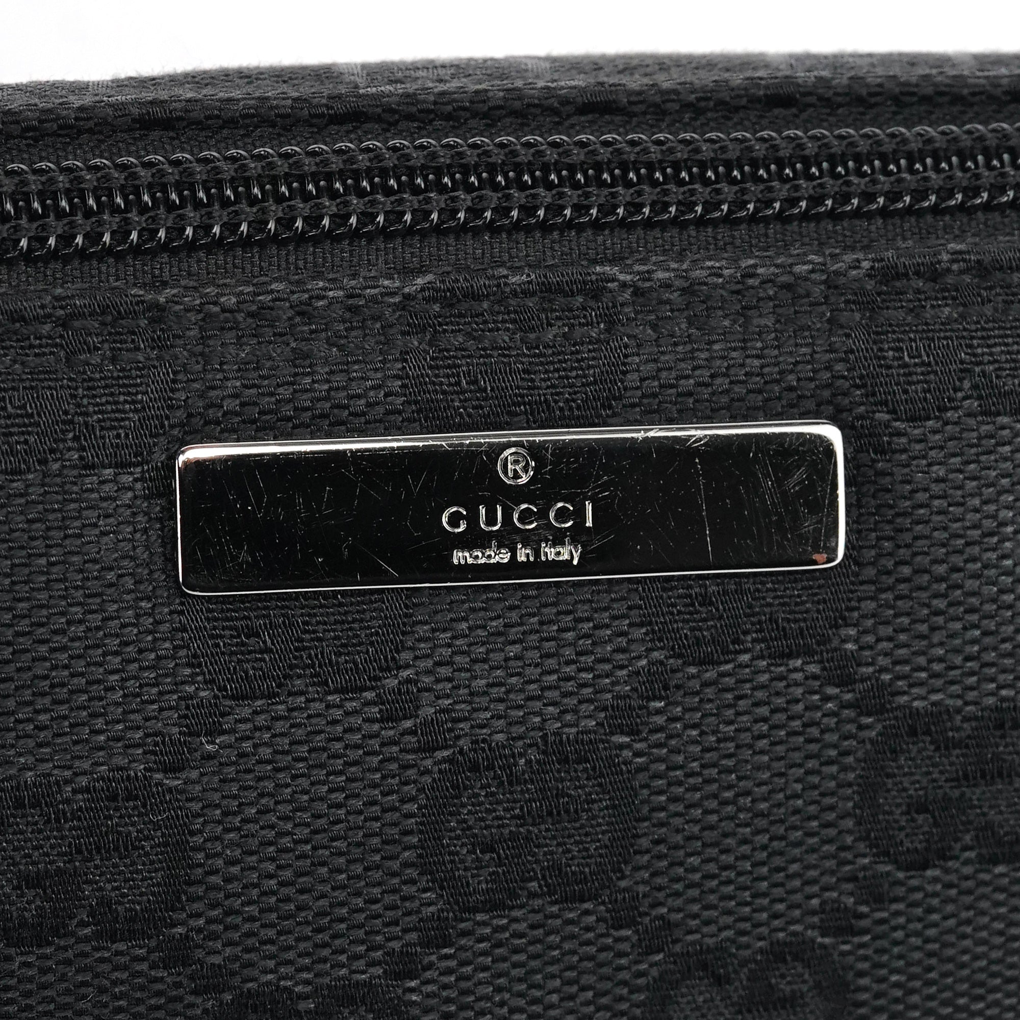 07109 Black GG Boat Pochette