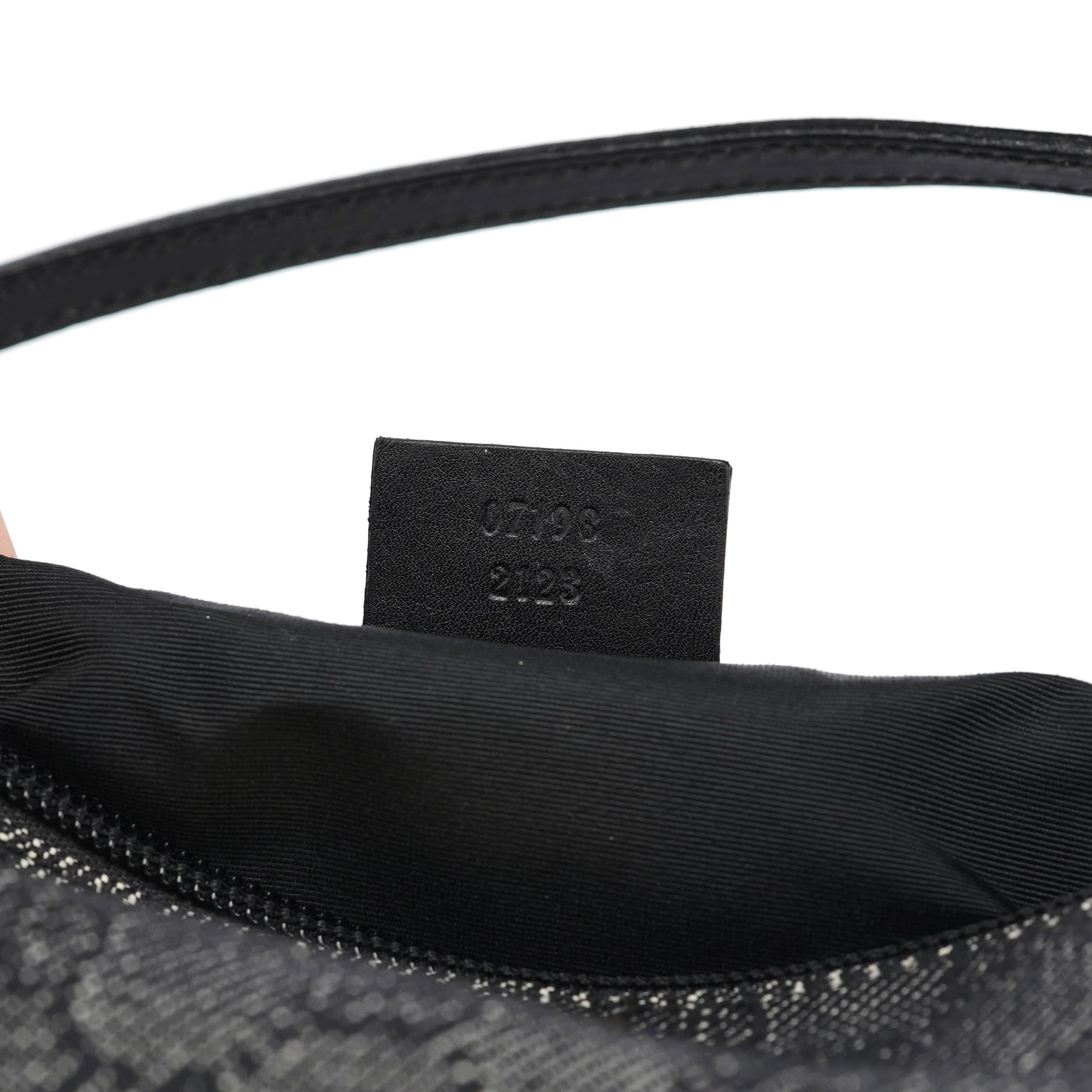 07198 Anthracite Denim GG Boat Pochette