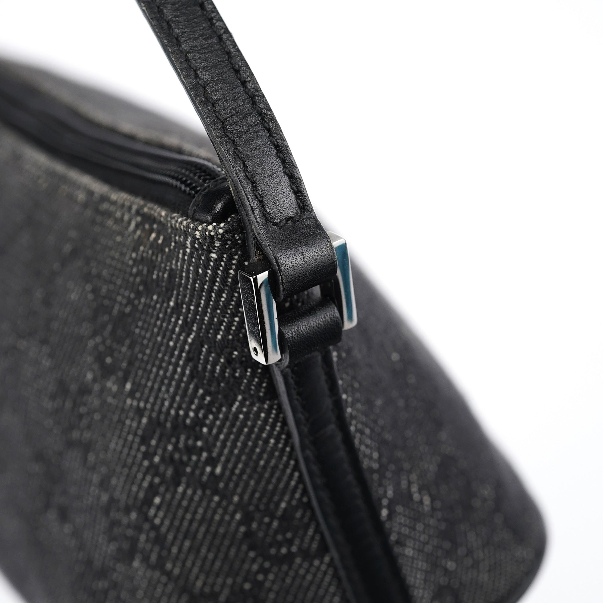 07198 Anthracite Denim GG Boat Pochette