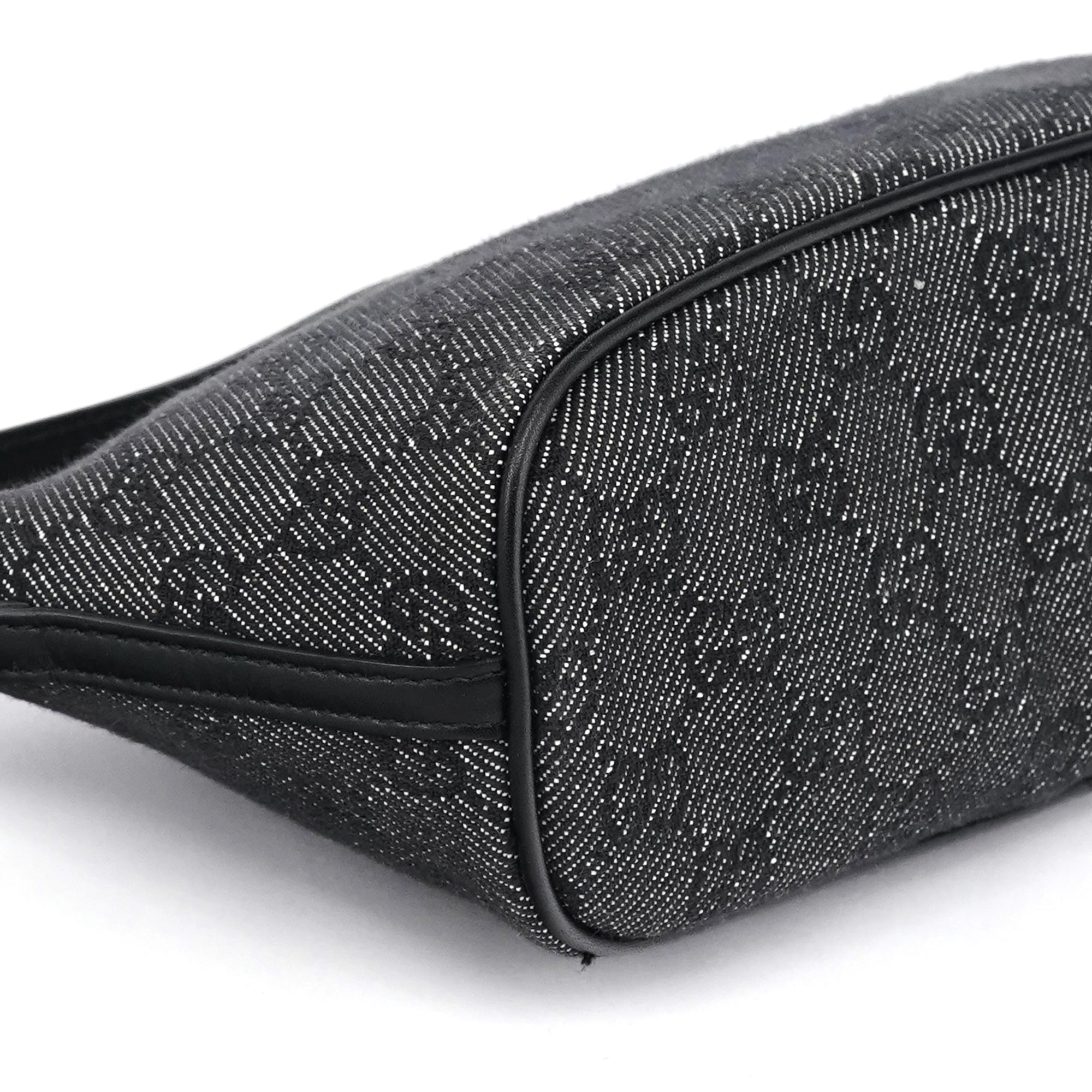 07198 Anthracite Denim GG Boat Pochette