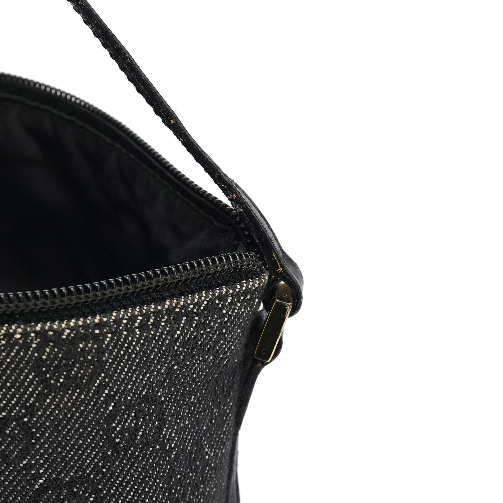 07198 Anthracite Denim GG Boat Pochette