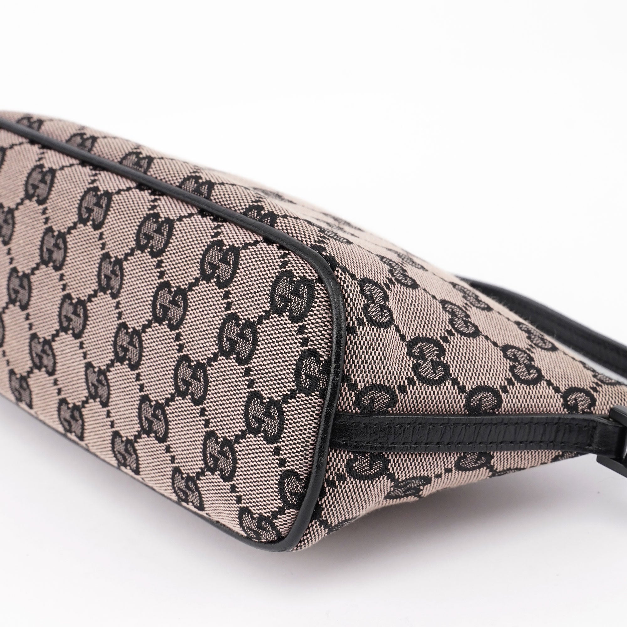 07198 Beige Black GG Boat Pochette
