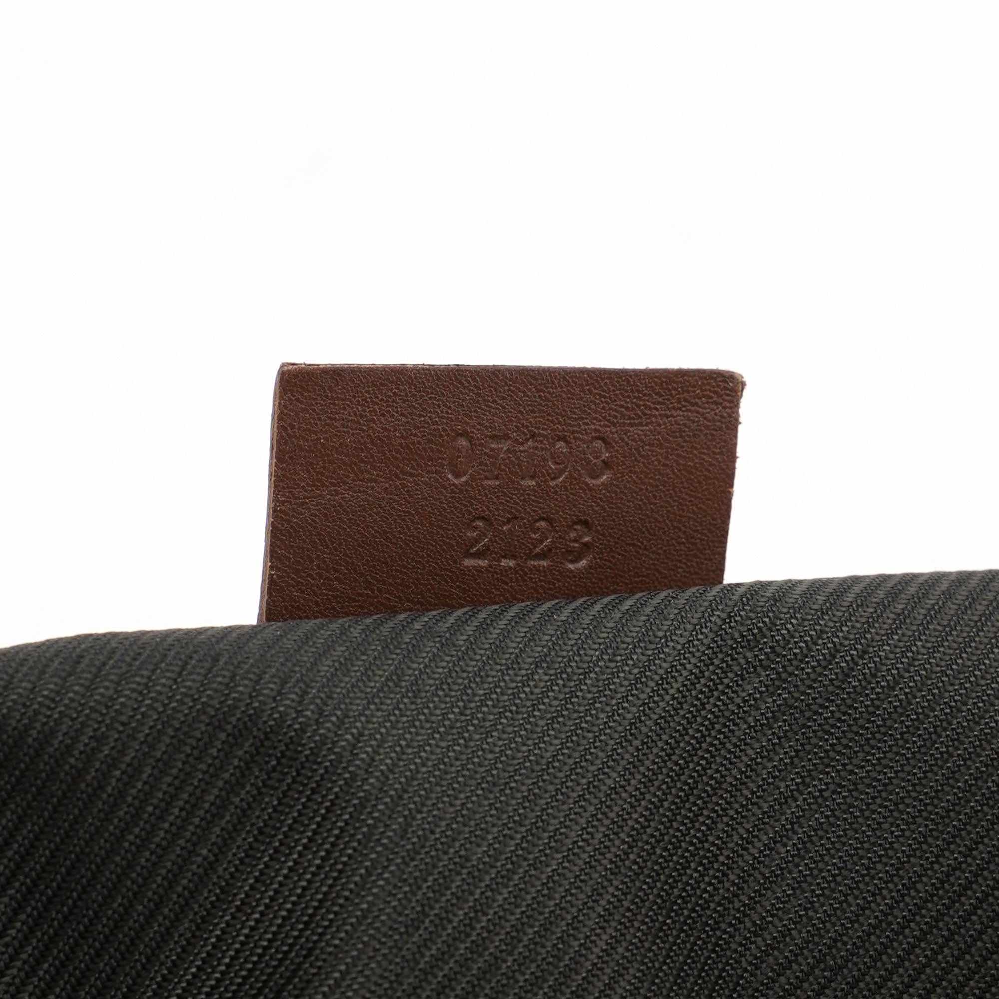 07198 Beige Brown GG Boat