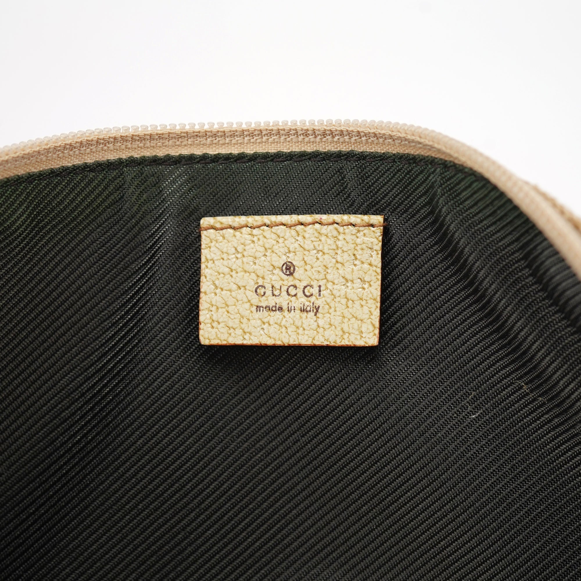 07198 Beige GG Boat Pochette