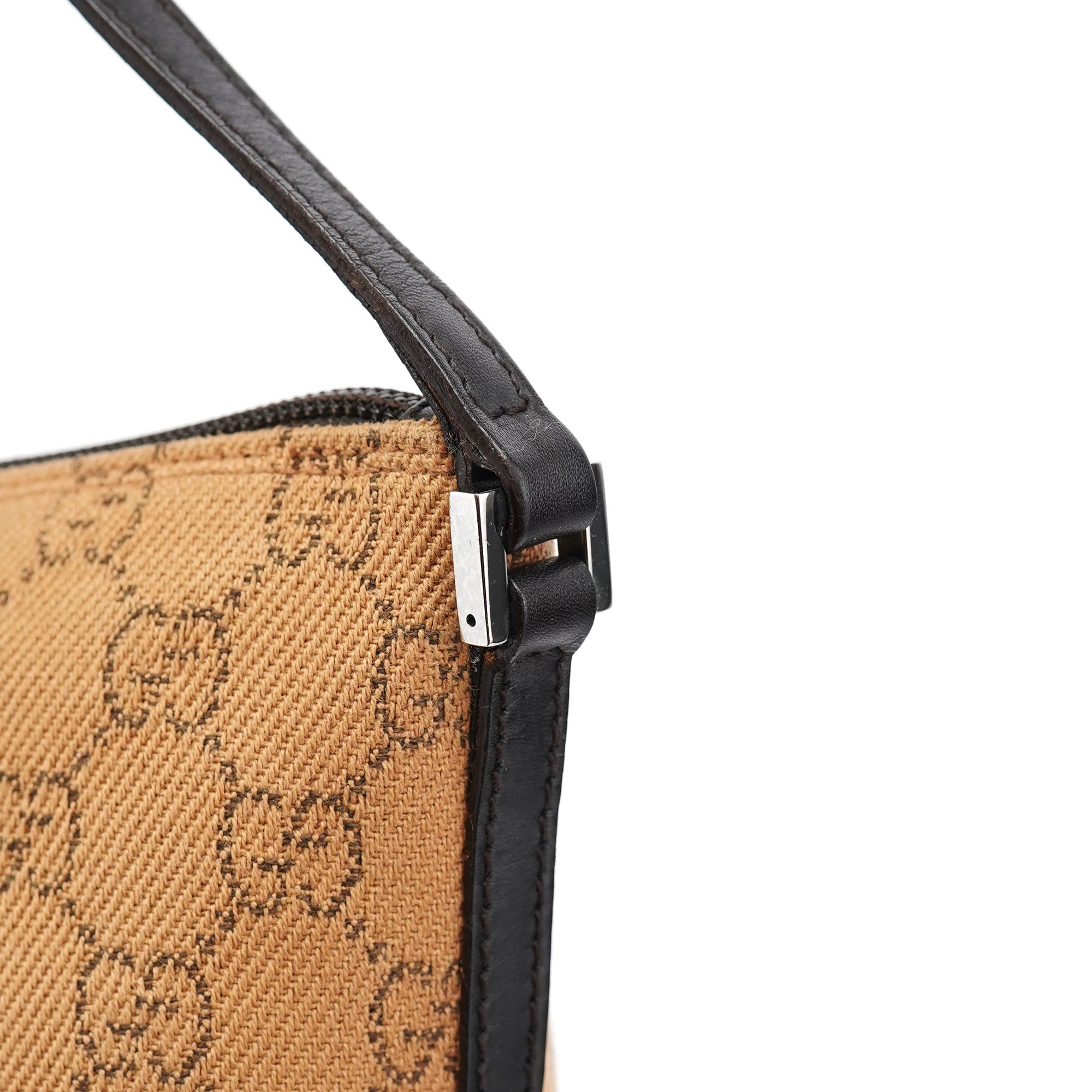 07198 Beige GG Boat Pochette