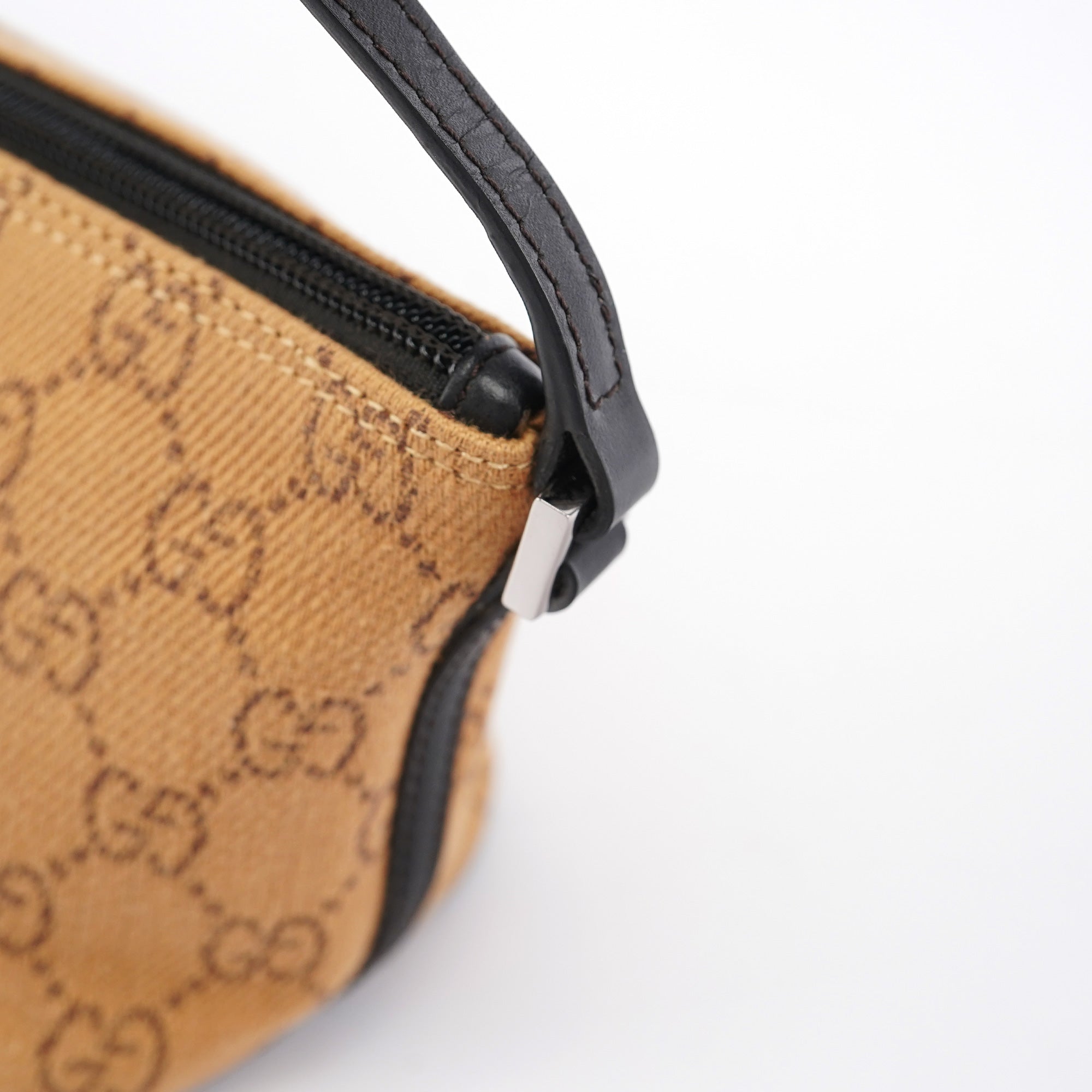 07198 Beige GG Boat Pochette