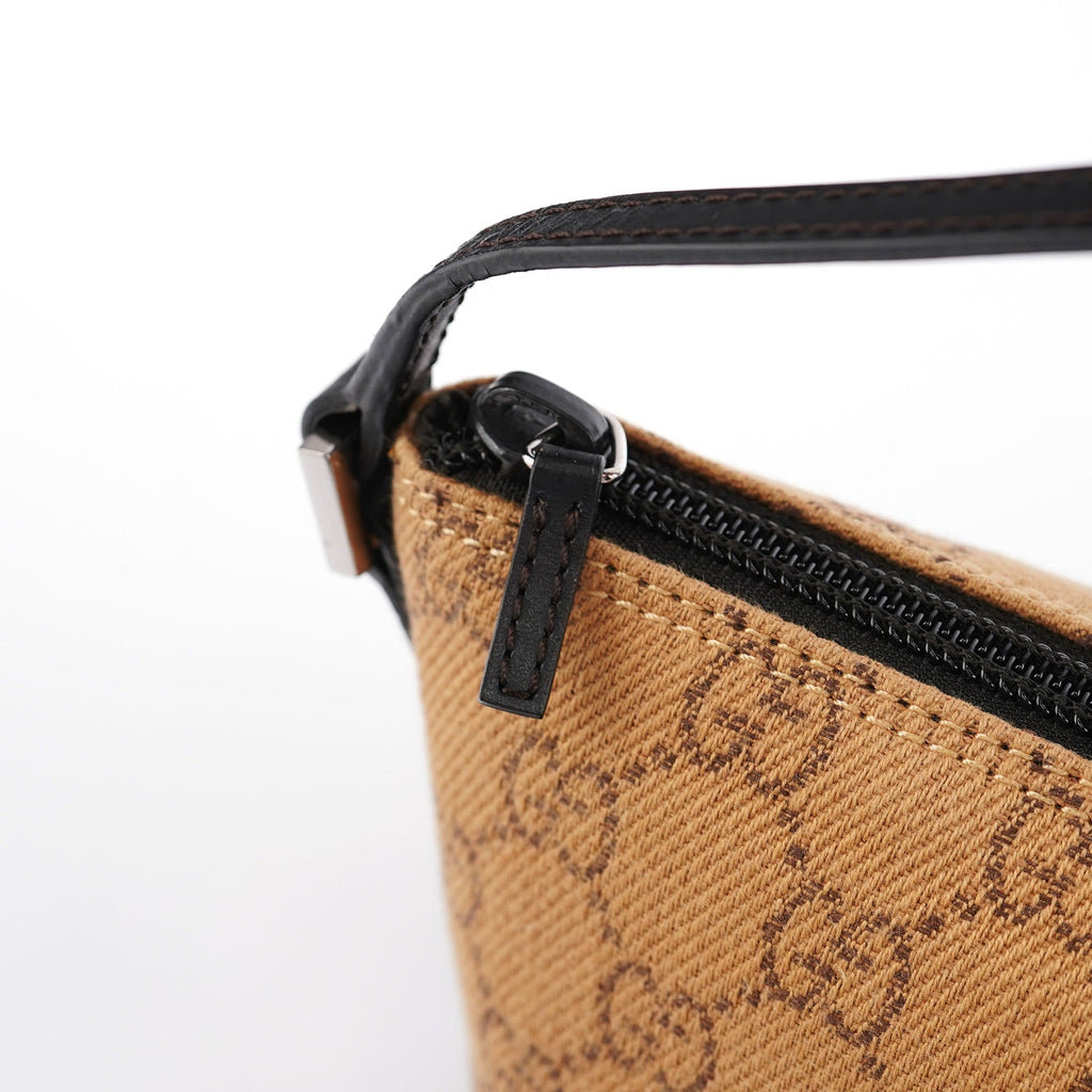 07198 Beige GG Boat Pochette