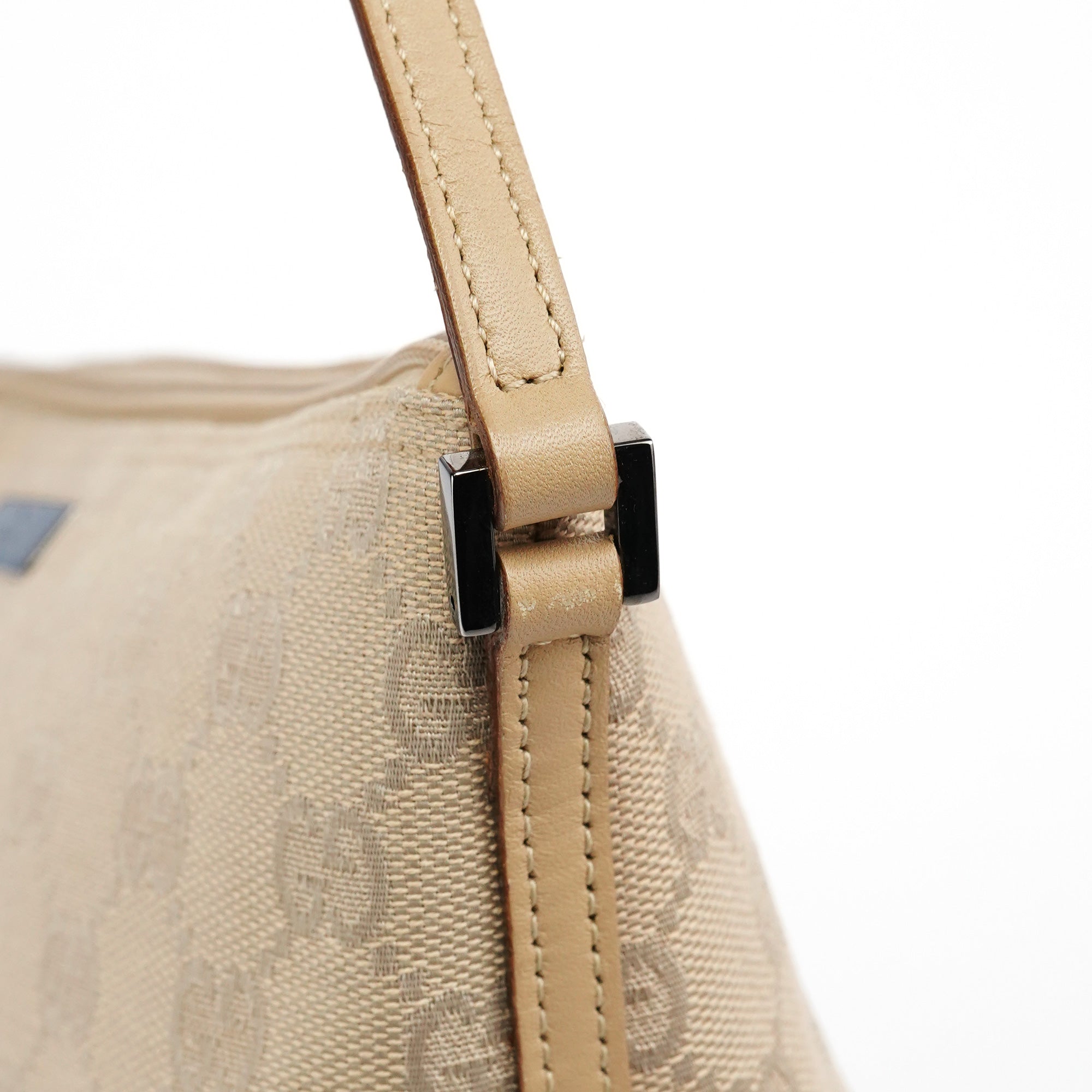 07198 Beige GG Boat Pochette