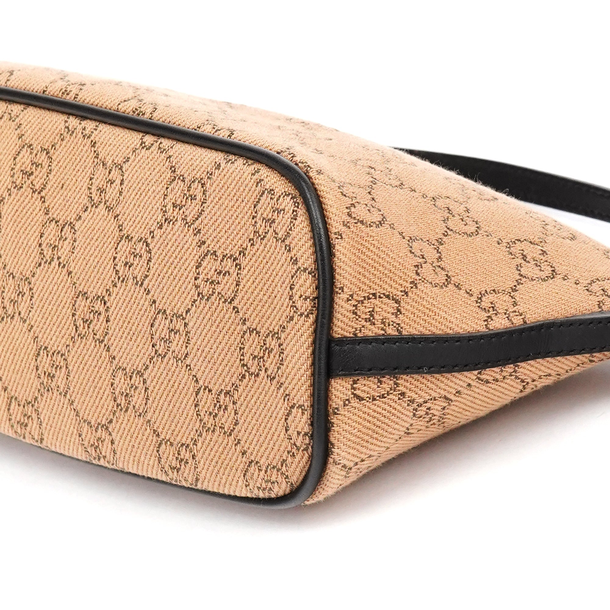 07198 Beige GG Boat Pochette