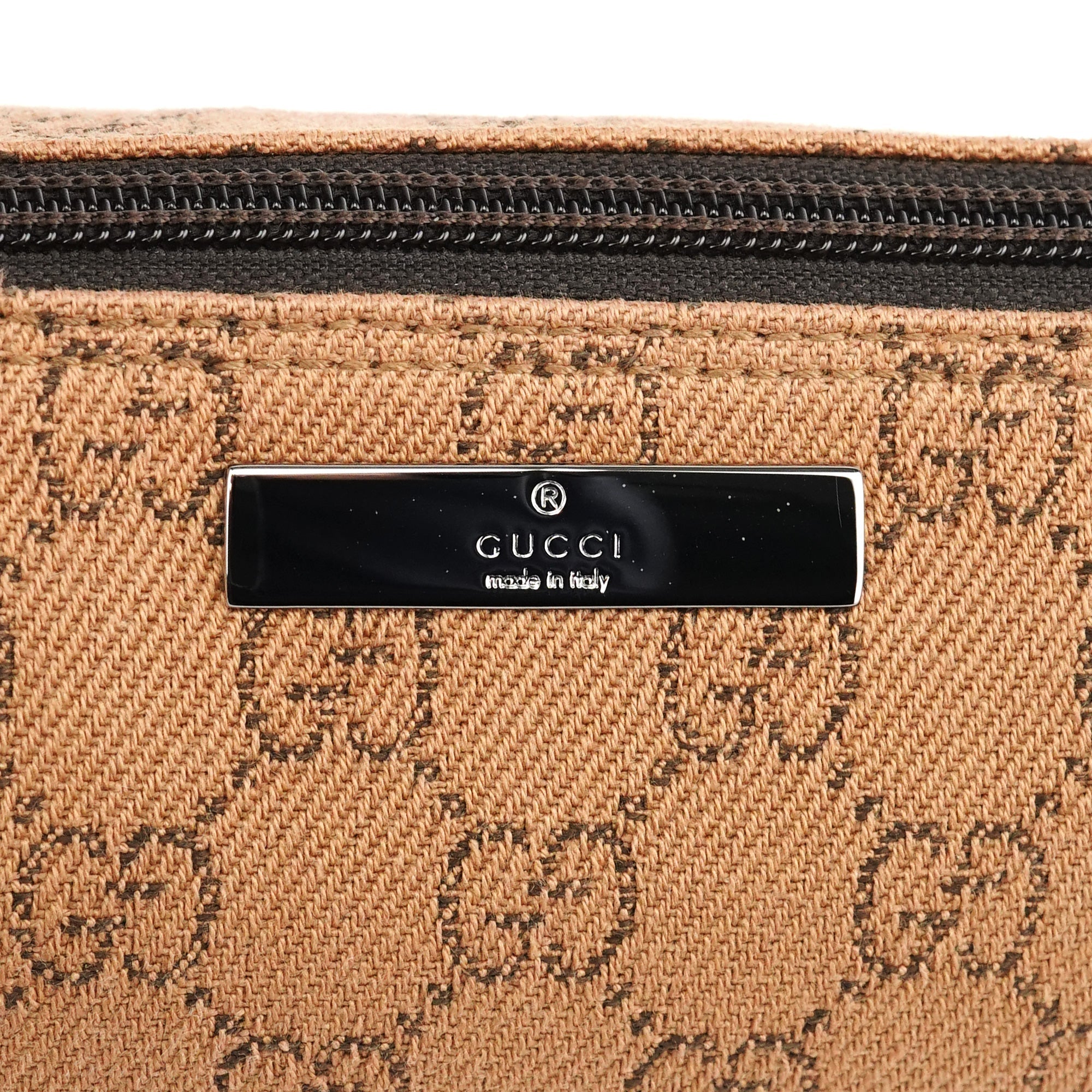 07198 Beige GG Boat Pochette