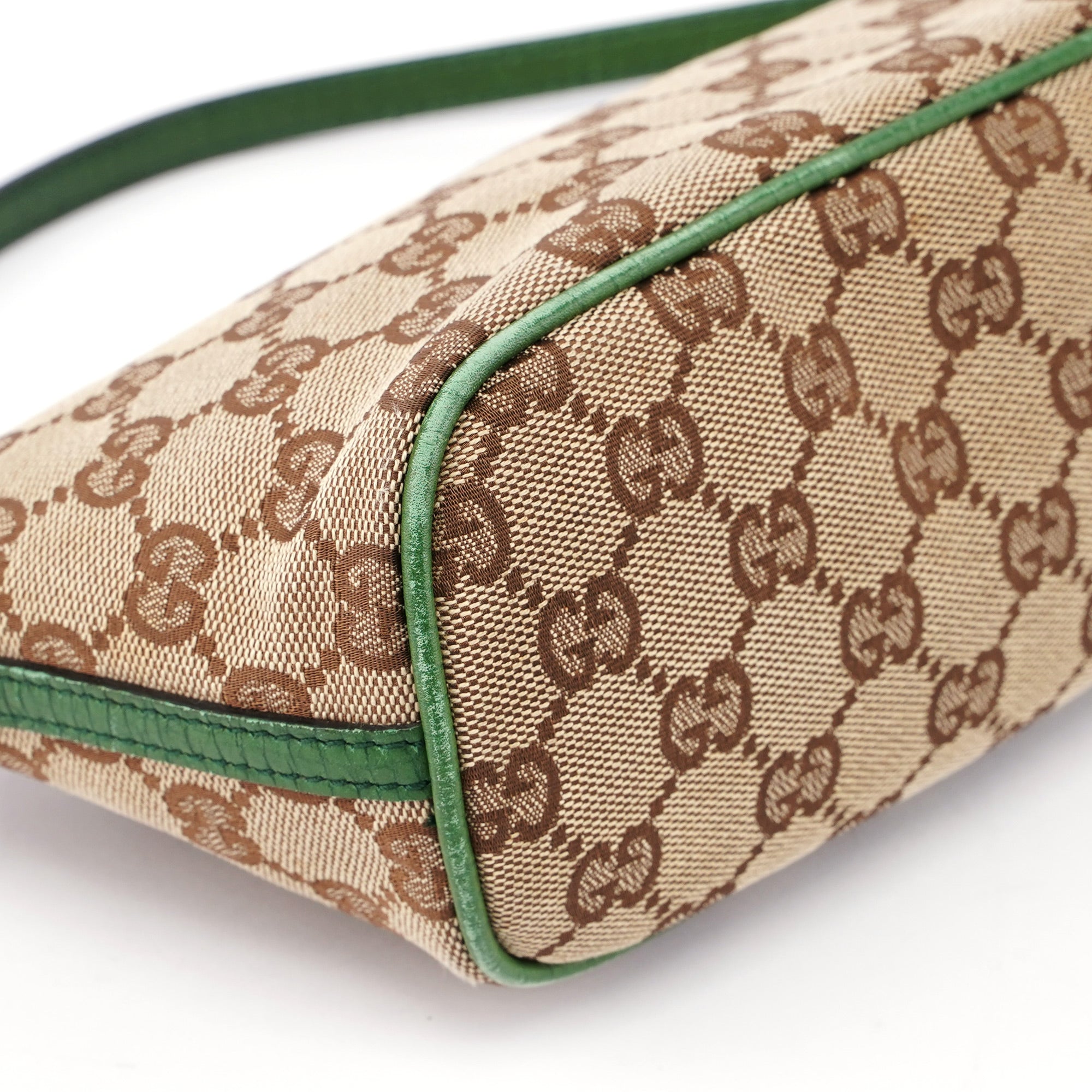 07198 Beige Green GG Boat